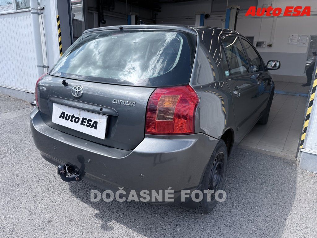 Toyota Corolla, 1.4 i,ČR,tažné - fotka 2