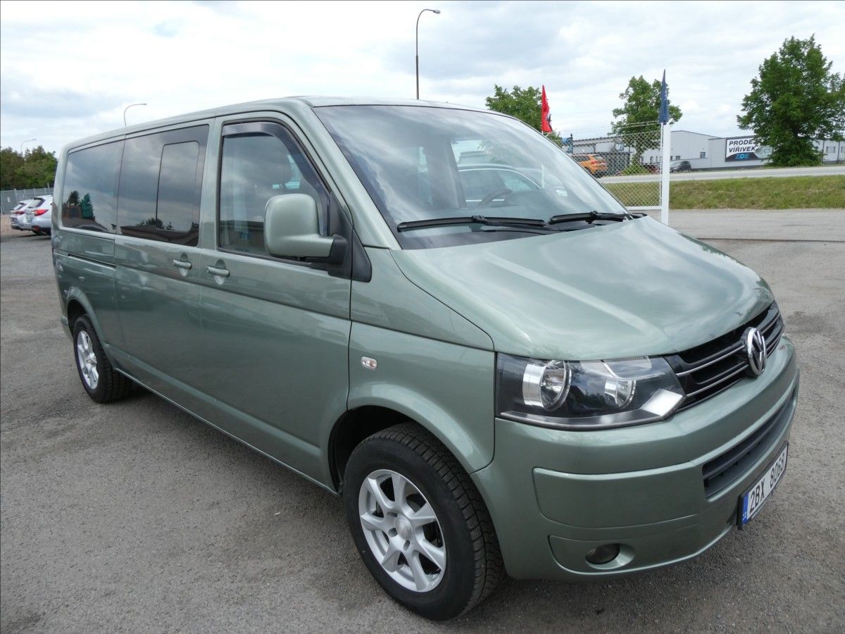 Volkswagen Caravelle, 2,5 TDi 96kW LONG 8.míst,závěs