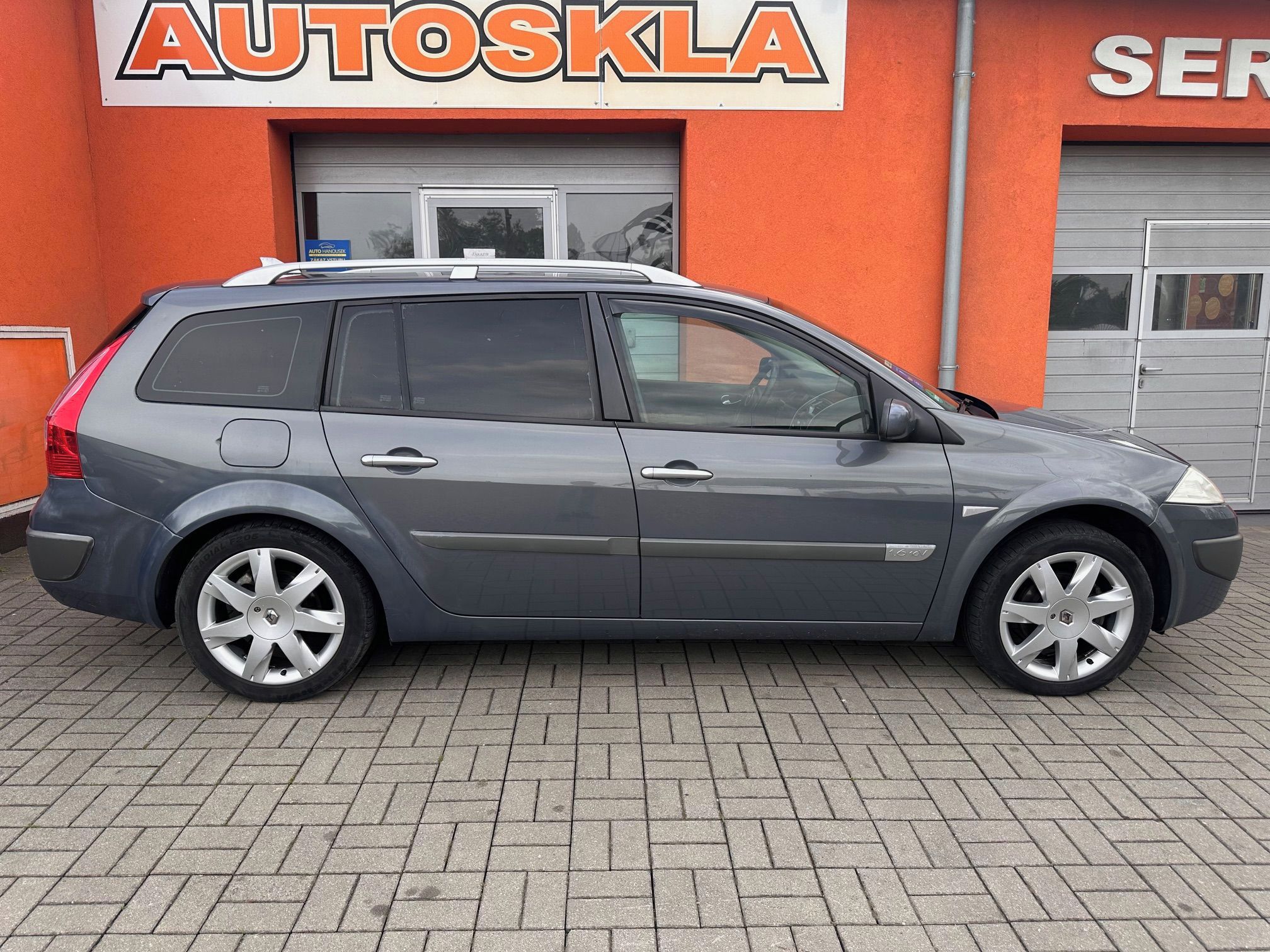 Renault Mégane, 1.6i 16V 82KW 2xkola - fotka 4