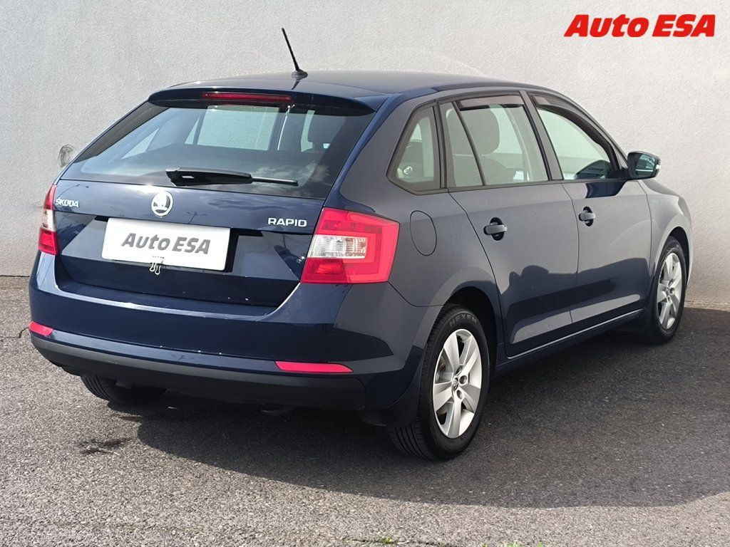 Škoda Rapid, 1.4tdi,AC,el. výbava - fotka 4
