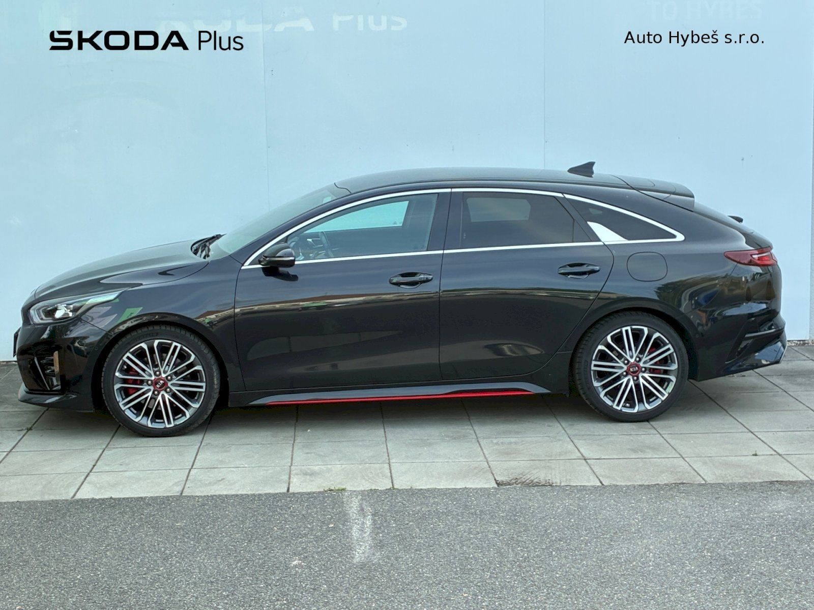 Kia ProCeed, 1,6 T-GDI / 150 kW GT - fotka 3