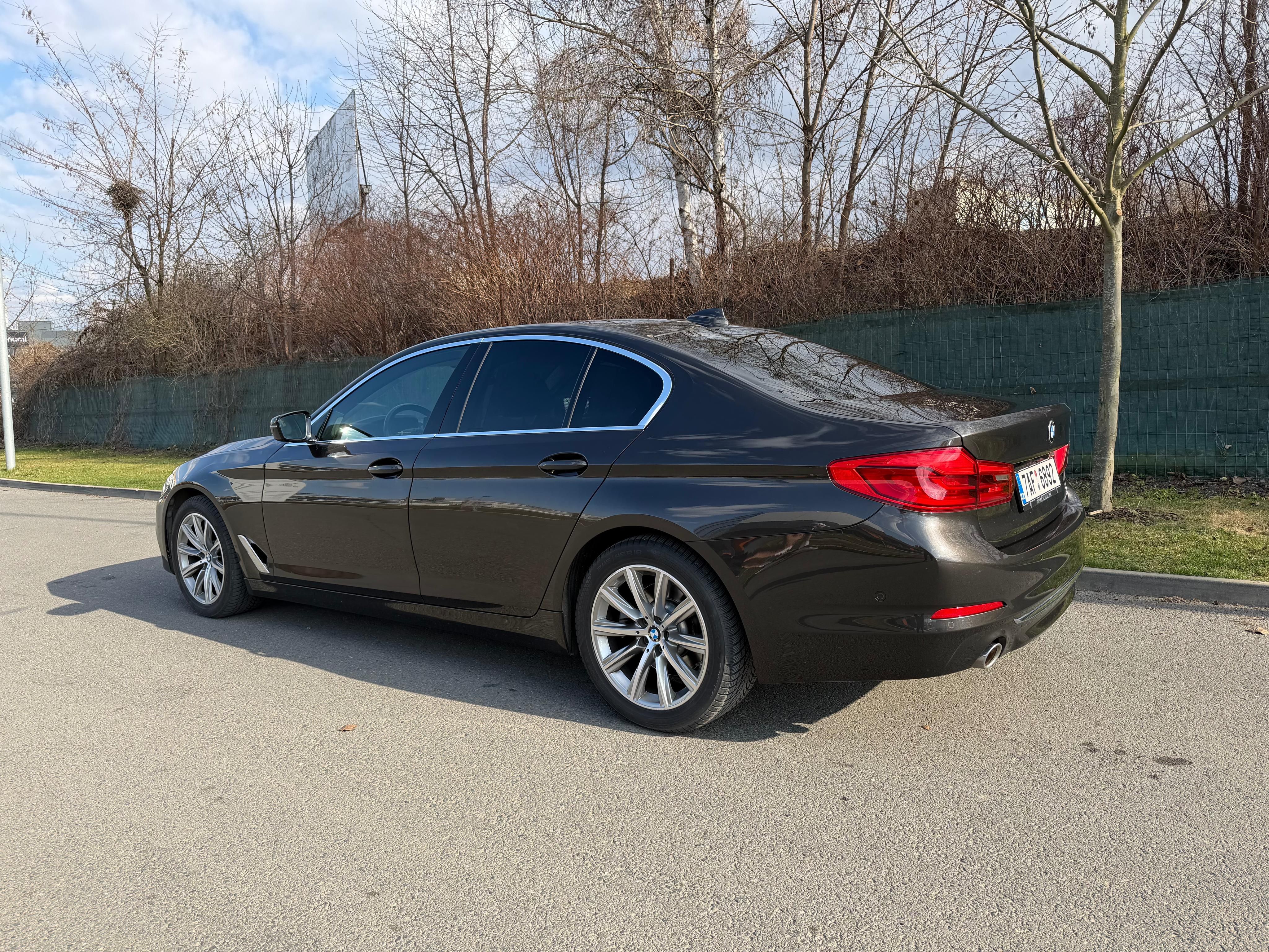 BMW Řada 5, 2.0d 140 kW xDrive | 2018 | ČR - fotka 3