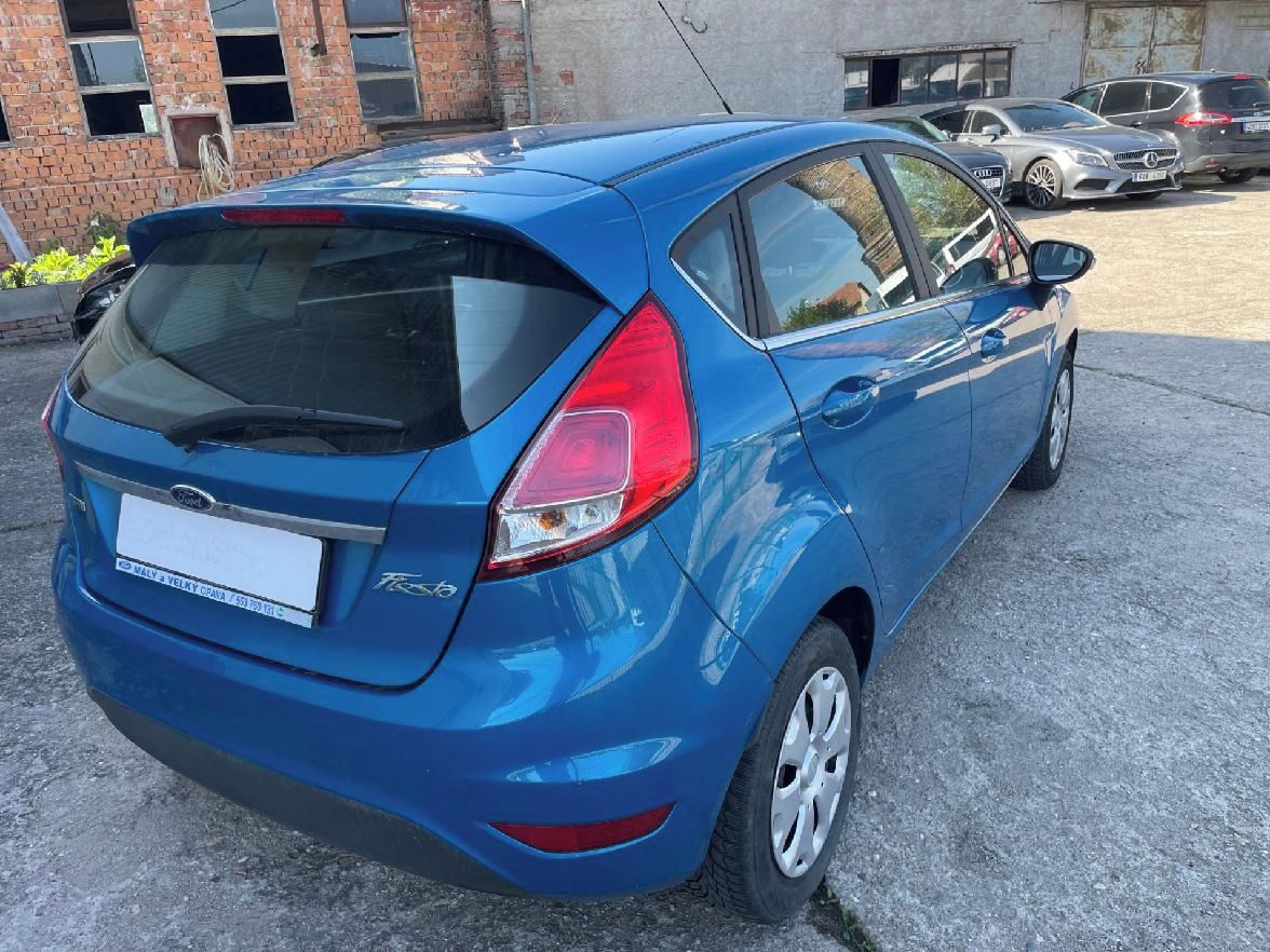 Ford Fiesta, 1,0EcoBoost-74kw-najeto 19 600 - fotka 4