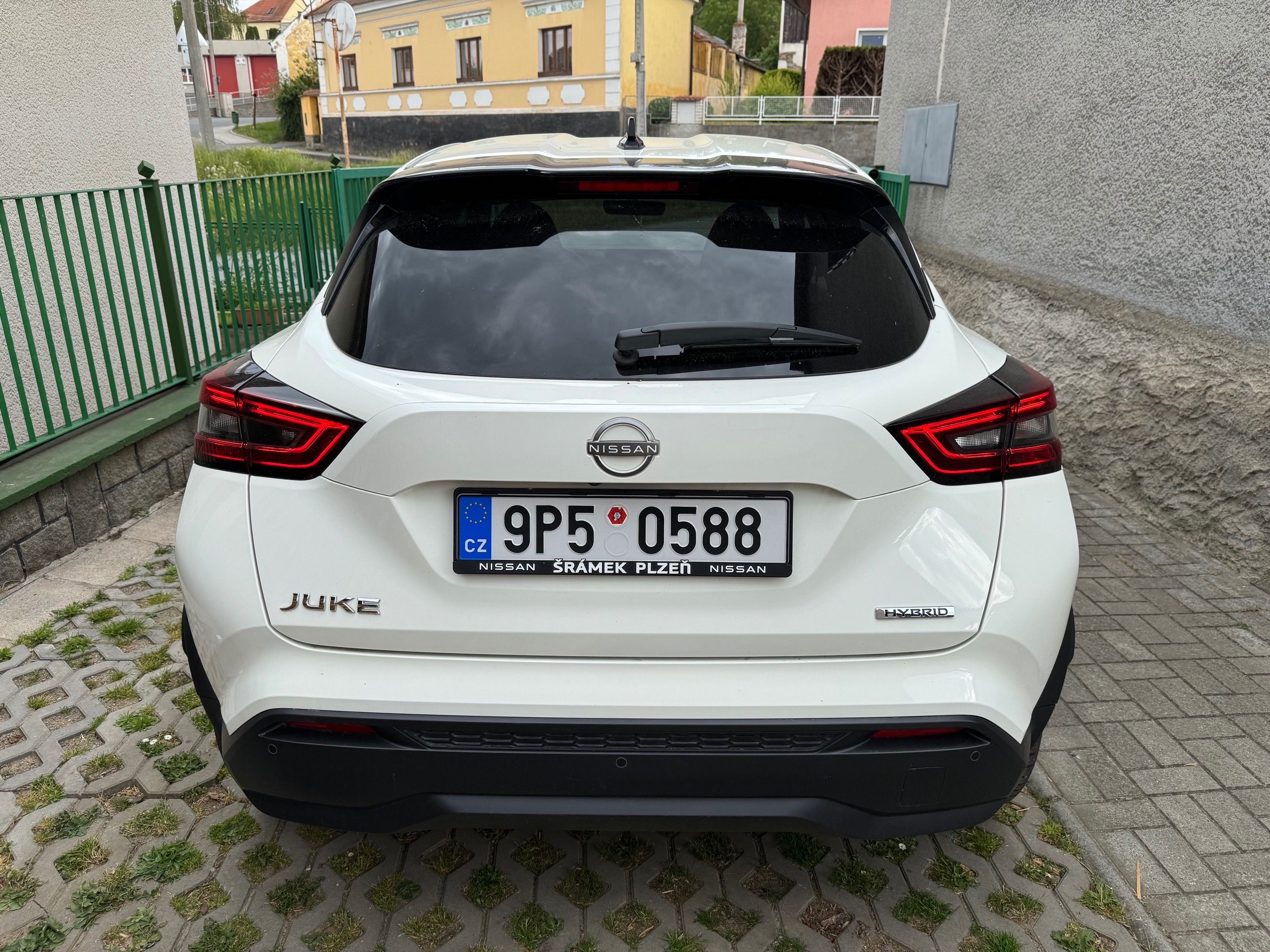 Nissan Juke, 1,6 HEV FL N-Connecta+ - fotka 6