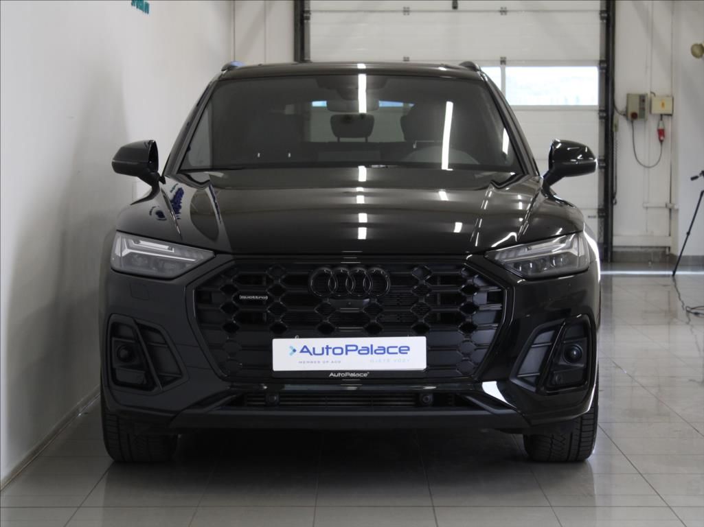 Audi Q5, 2,0 55TFSi Q. S-Line B&O ČR - fotka 2