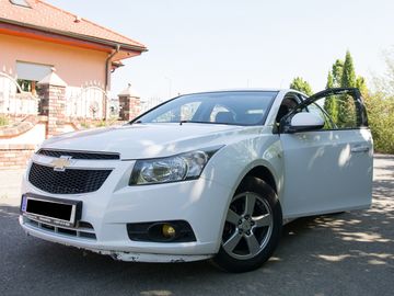 1.6i, STK 2/2027, serv. knížka