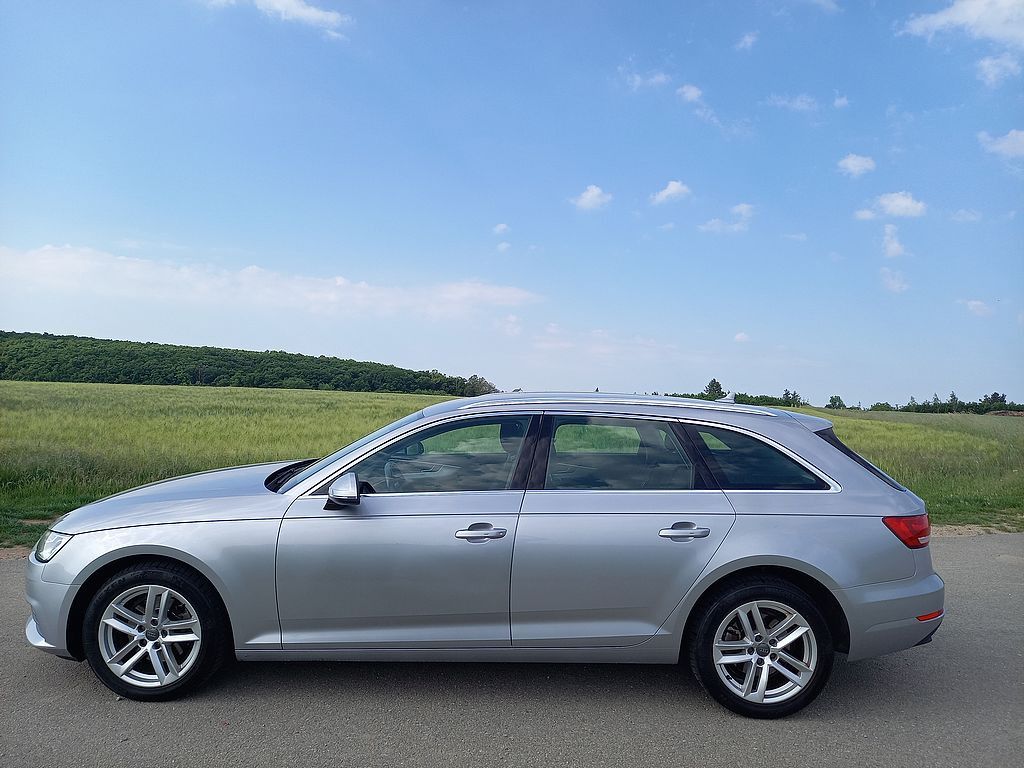 Audi A4, 2.0Tdi 110kw Navi+klima+Dsg - fotka 5