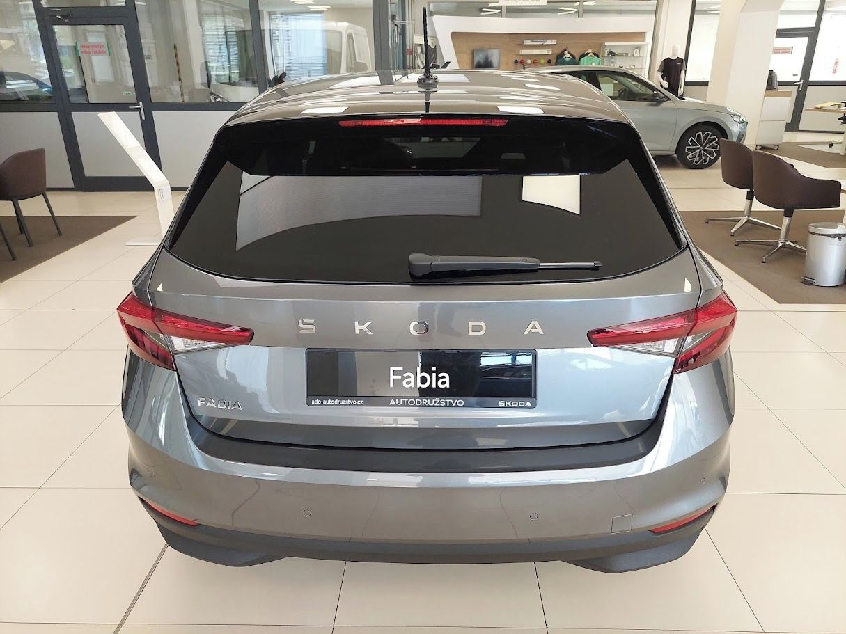 Škoda Fabia, DYNAMIC 1,0TSI 70kW - fotka 5