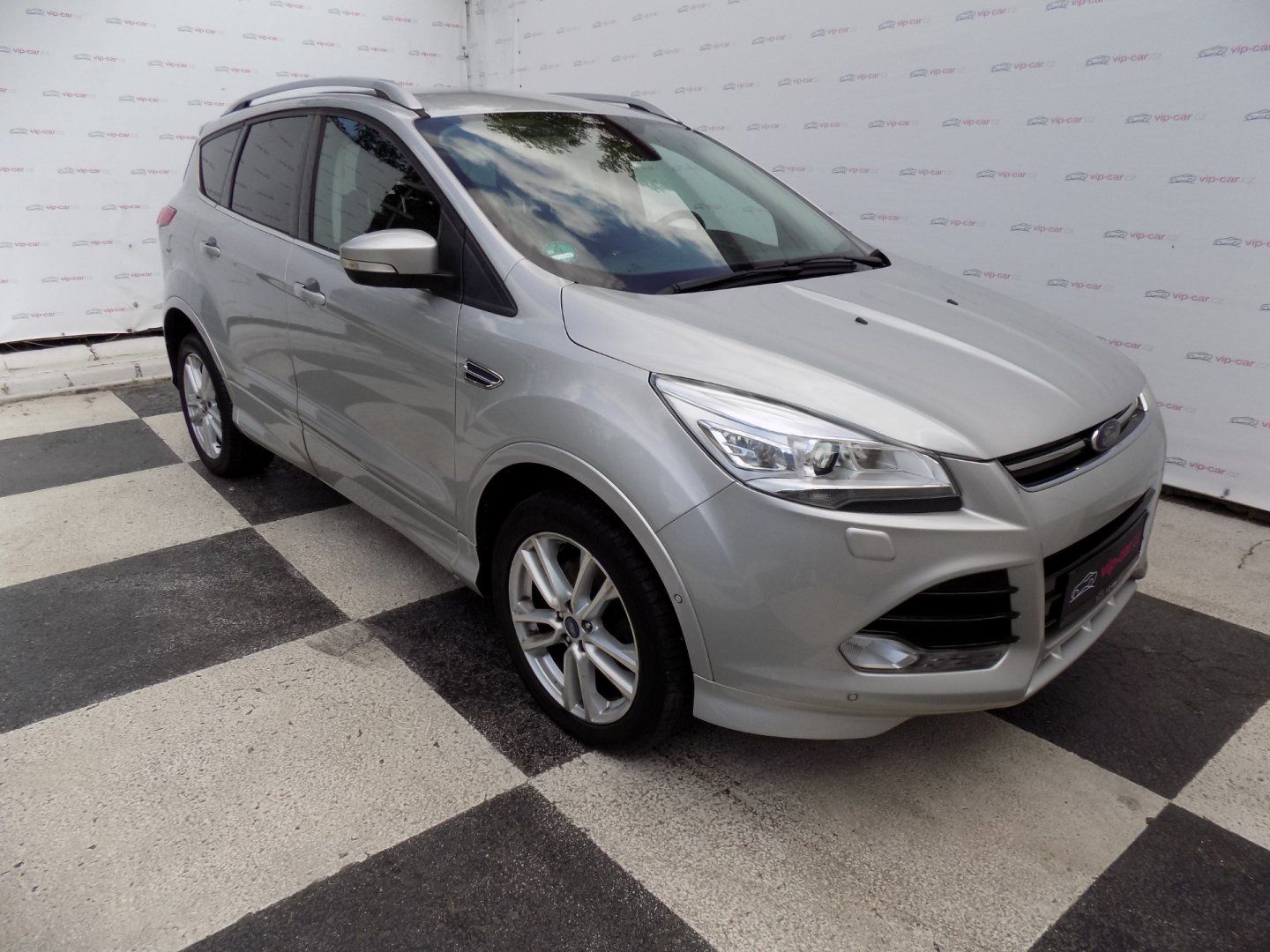 Ford Kuga, 2.0TDCi/Individual/AWD/AT/ - fotka 5