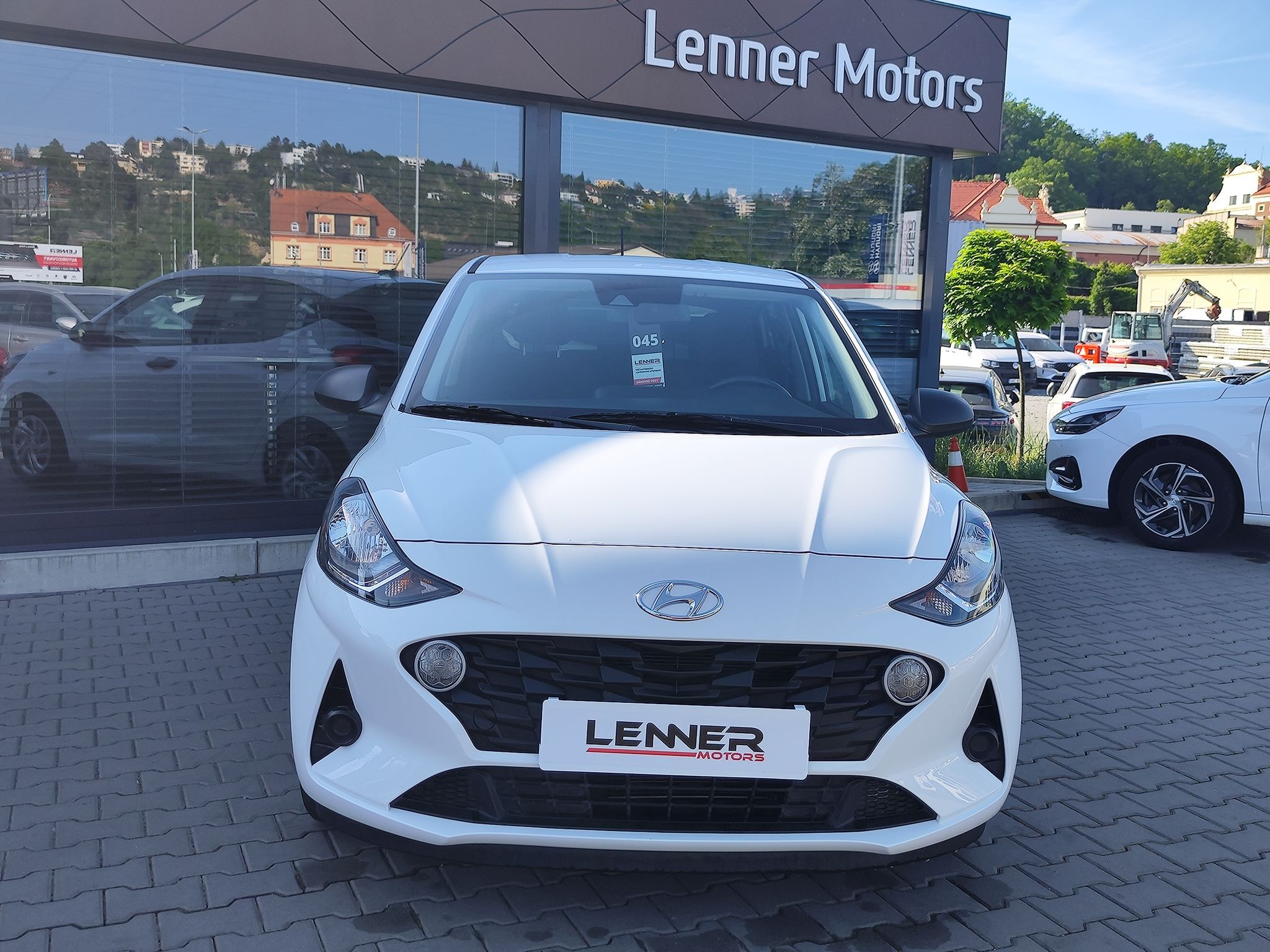 Hyundai i10, 1.0i/49kW Comfort AMT - fotka 2