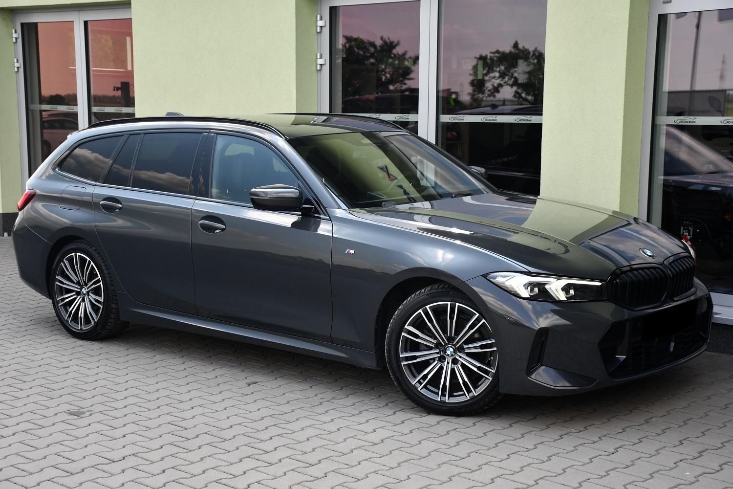 BMW Řada 3, 320d xDrive MSPORT ČR 3LZÁRUKA - fotka 2