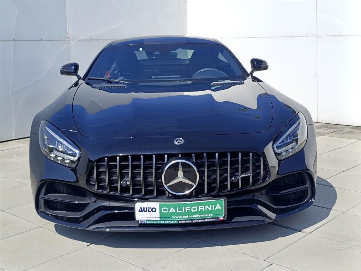 Mercedes-Benz AMG GT, 4,0 i V8 390kW NIGHT EDITION - fotka 3