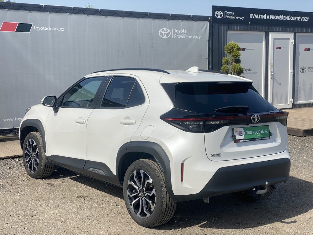 Toyota Yaris Cross, 1.5i, ČR-1m, Style Tech, tažné - fotka 5