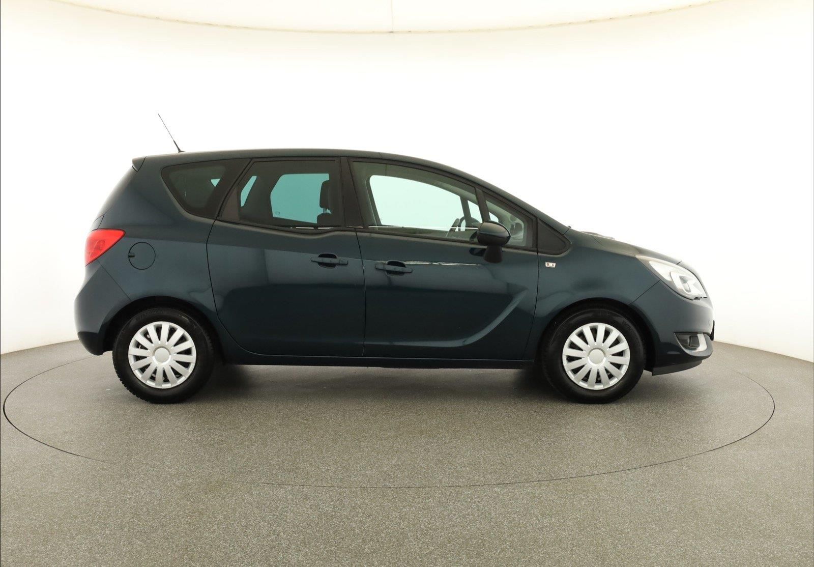 Opel Meriva, 1.4 Turbo, Automatická klima - fotka 6