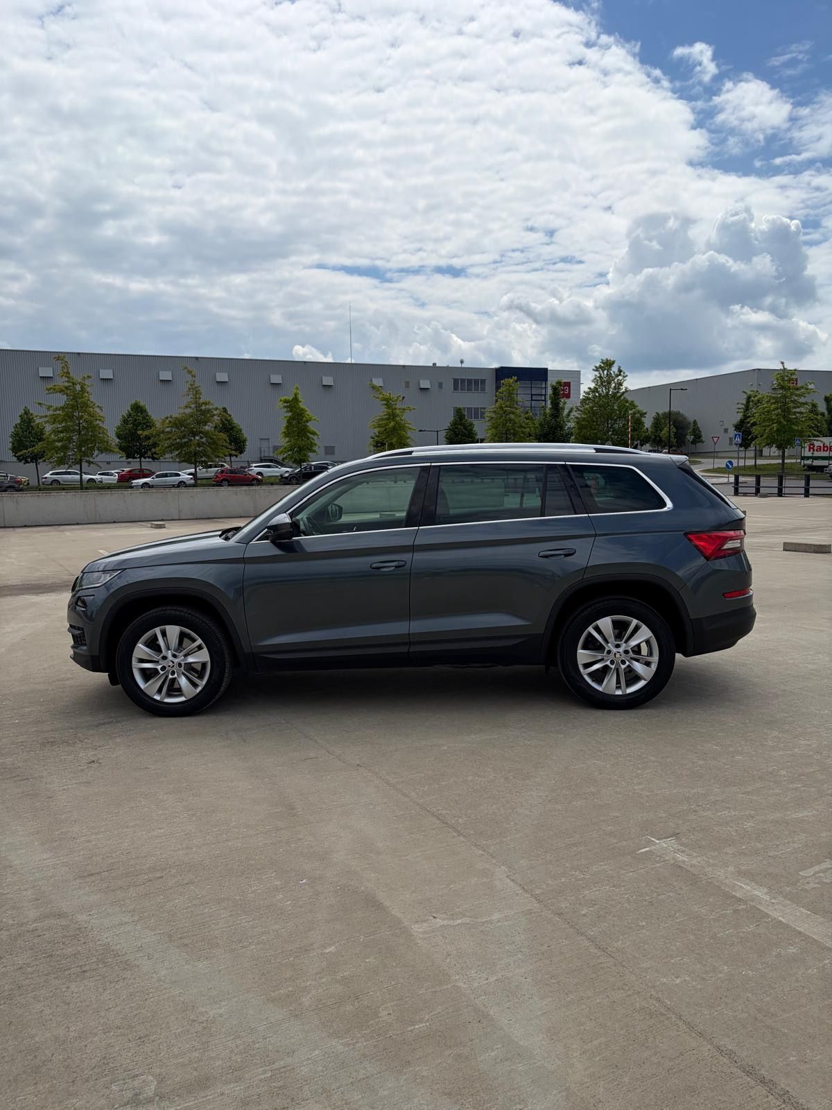 Škoda Kodiaq, 2.0TDi - 140kW - 4x4, DSG,COCK - fotka 6
