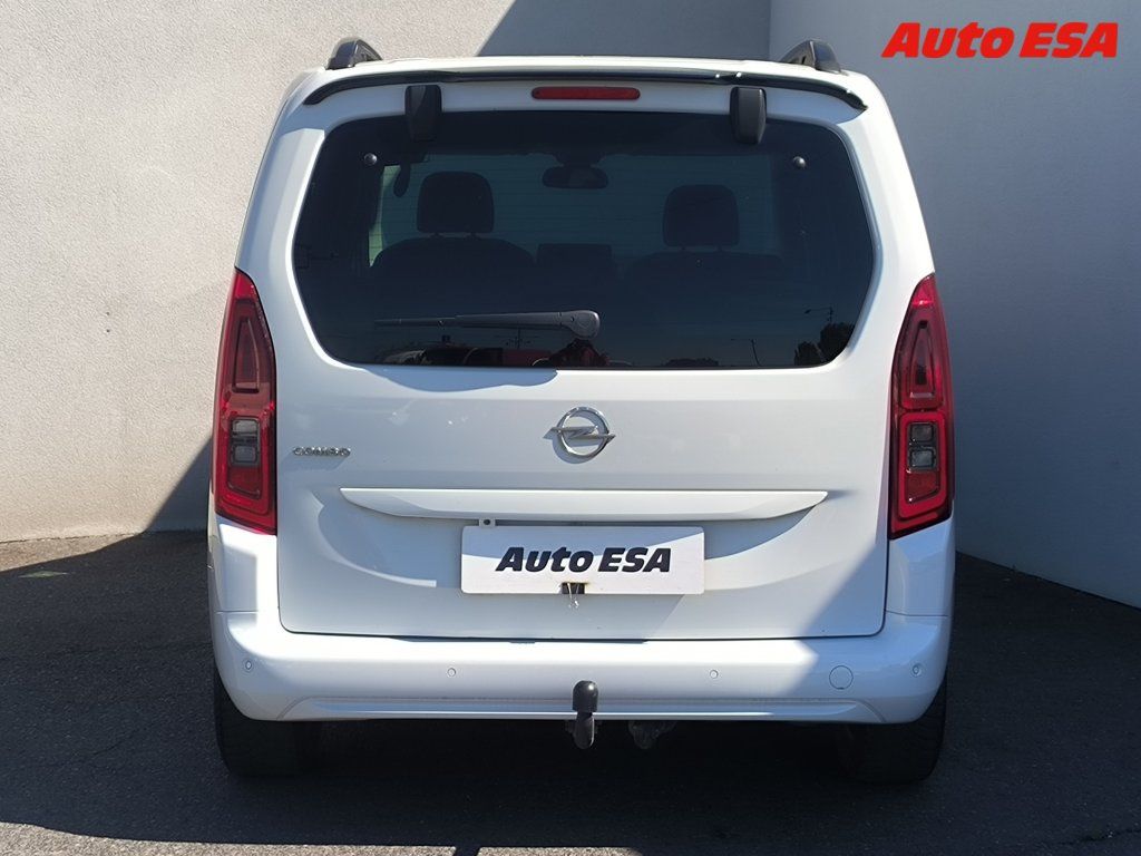Opel Combo, 1.5CDTi,1.maj,ČR,Elegance - fotka 5