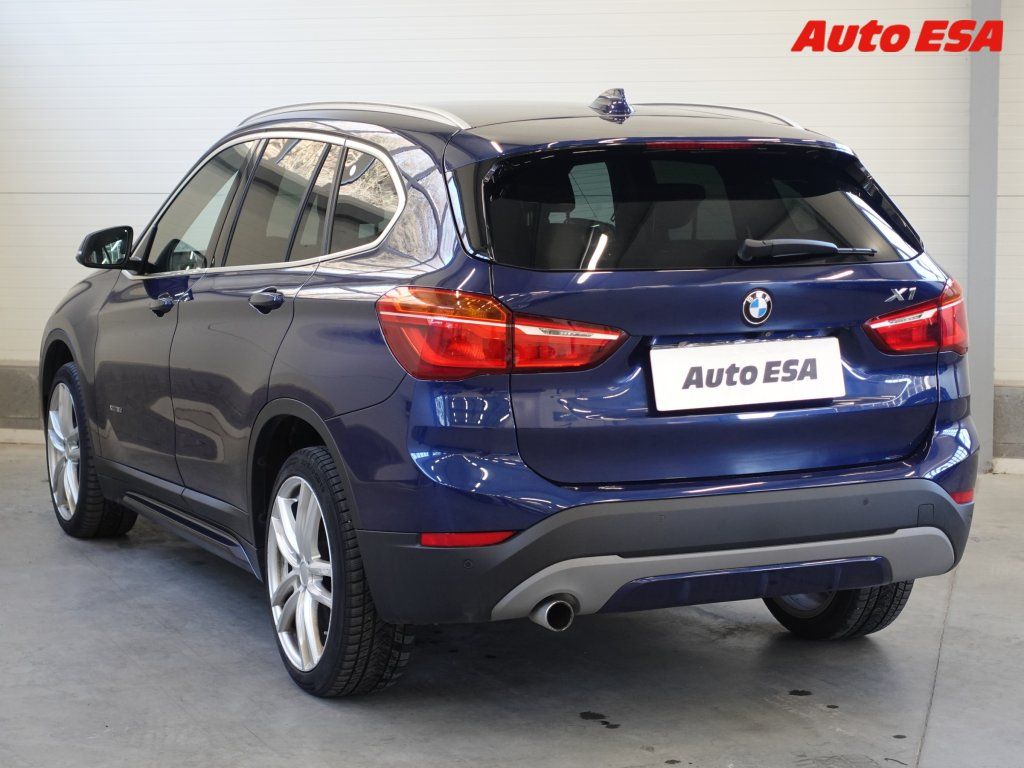 BMW X1, 2.0d xD,ČR,AT,bixen - fotka 6