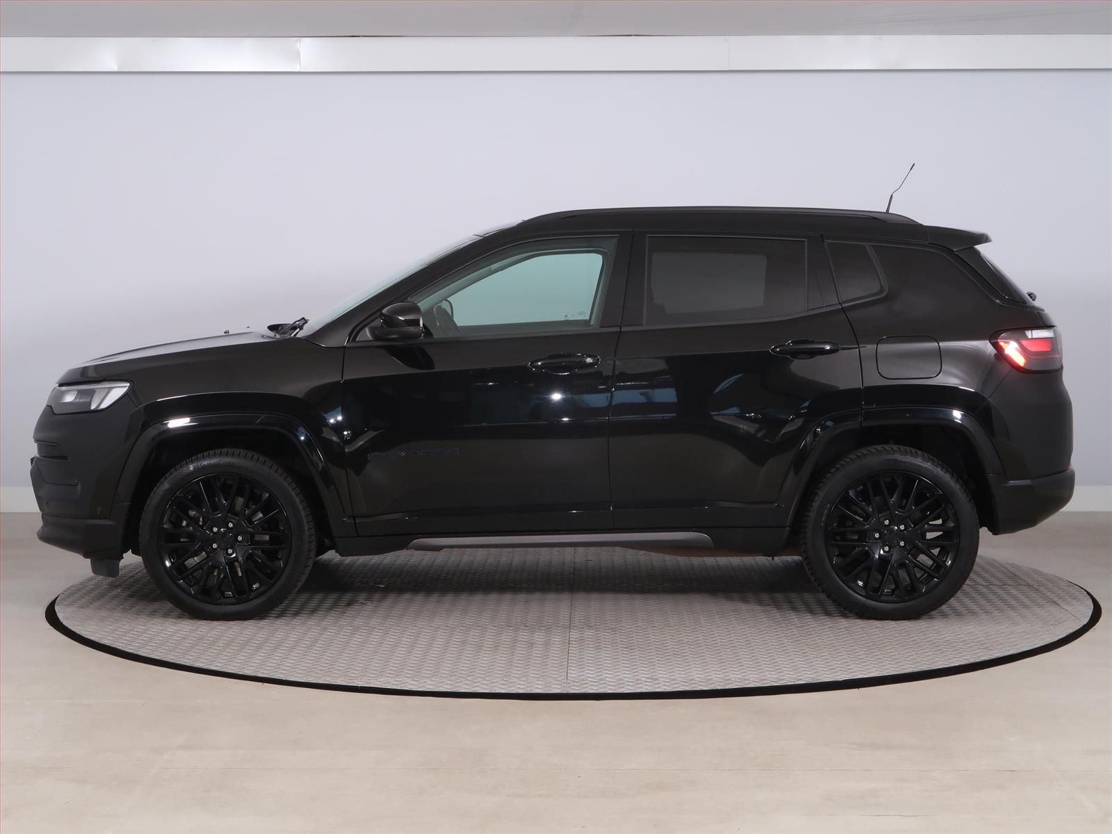 Jeep Compass, 4xe, 4X4, Automat, Serv.kniha - fotka 3