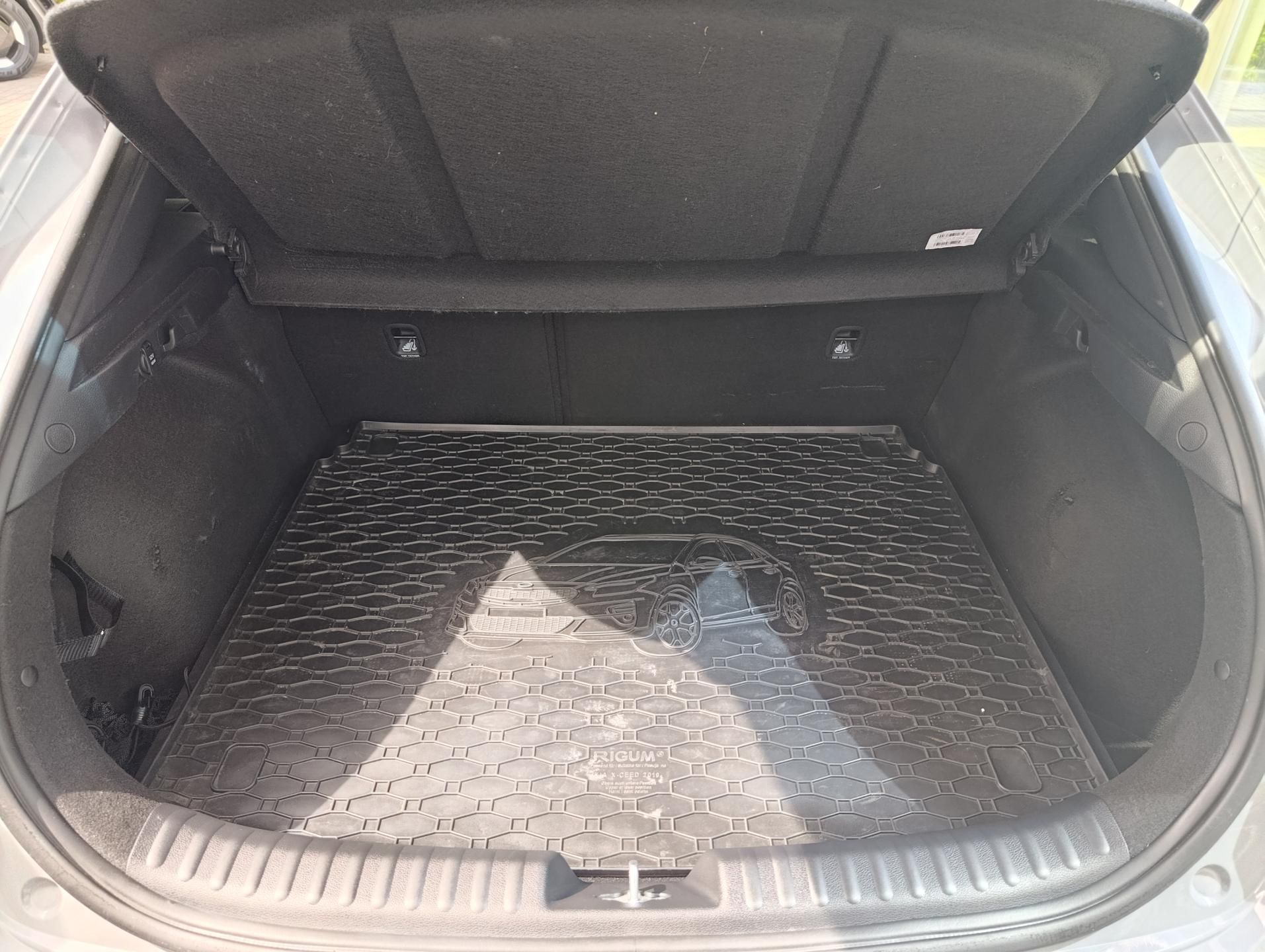 Kia XCee´d, 1.6 T-GDi 7DCT Steel ed. MY26 - fotka 6
