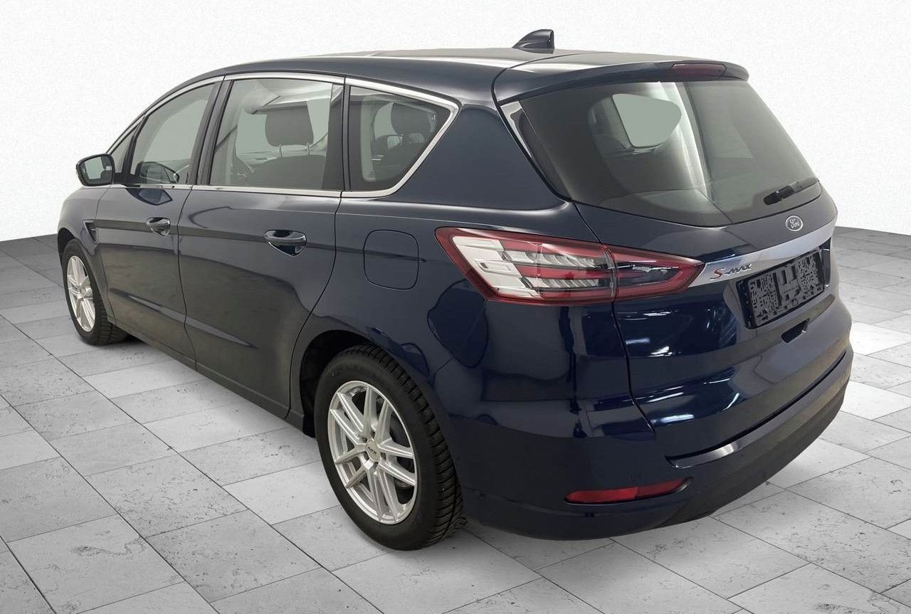 Ford S-MAX, 2.5 Hybrid Titanium*PANO*Navi* - fotka 2