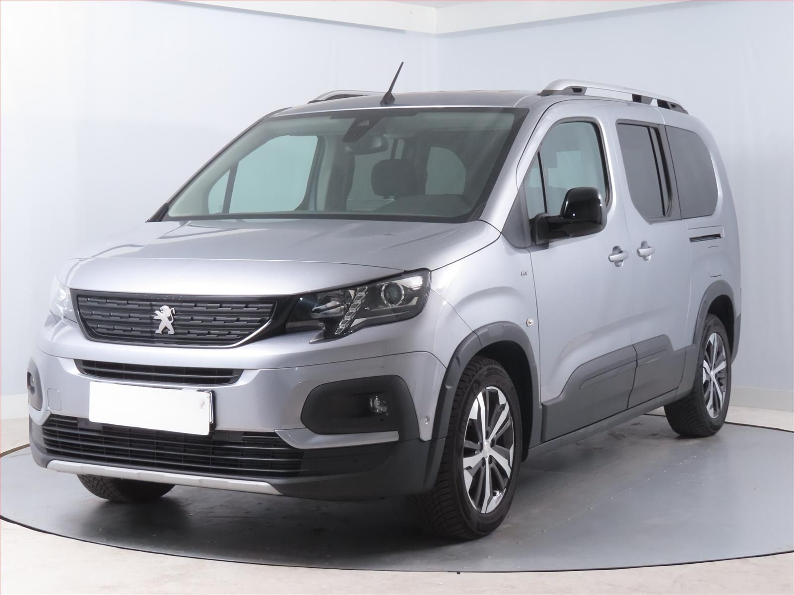Peugeot Rifter, Maxi 1.2 PureTech, 5Míst - fotka 2