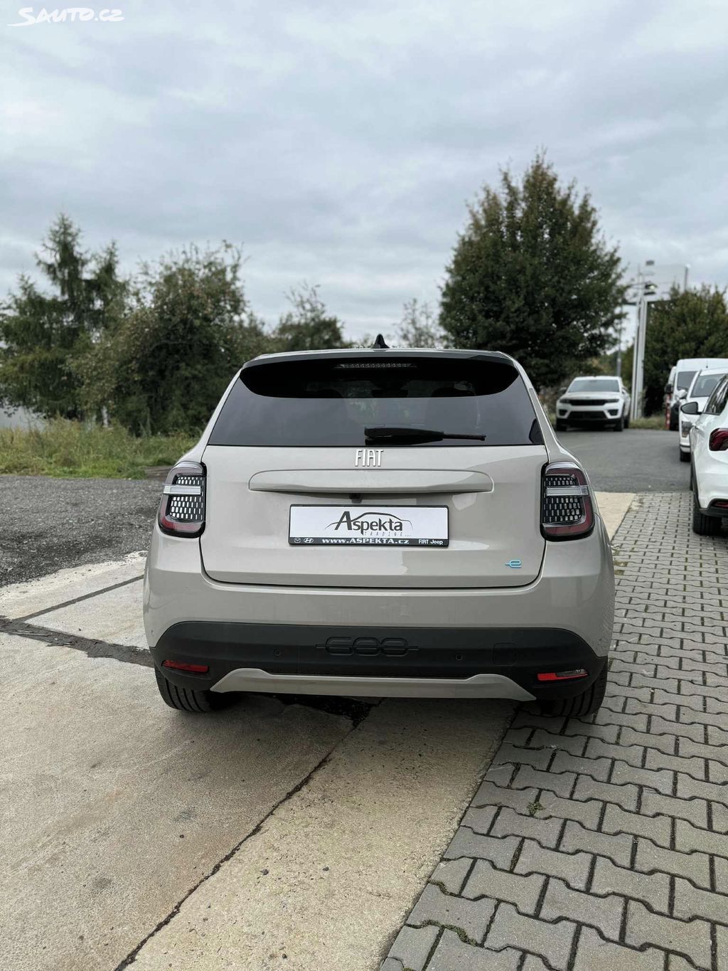 Fiat 600e, FIAT 600 La prima 54 kWh - fotka 5