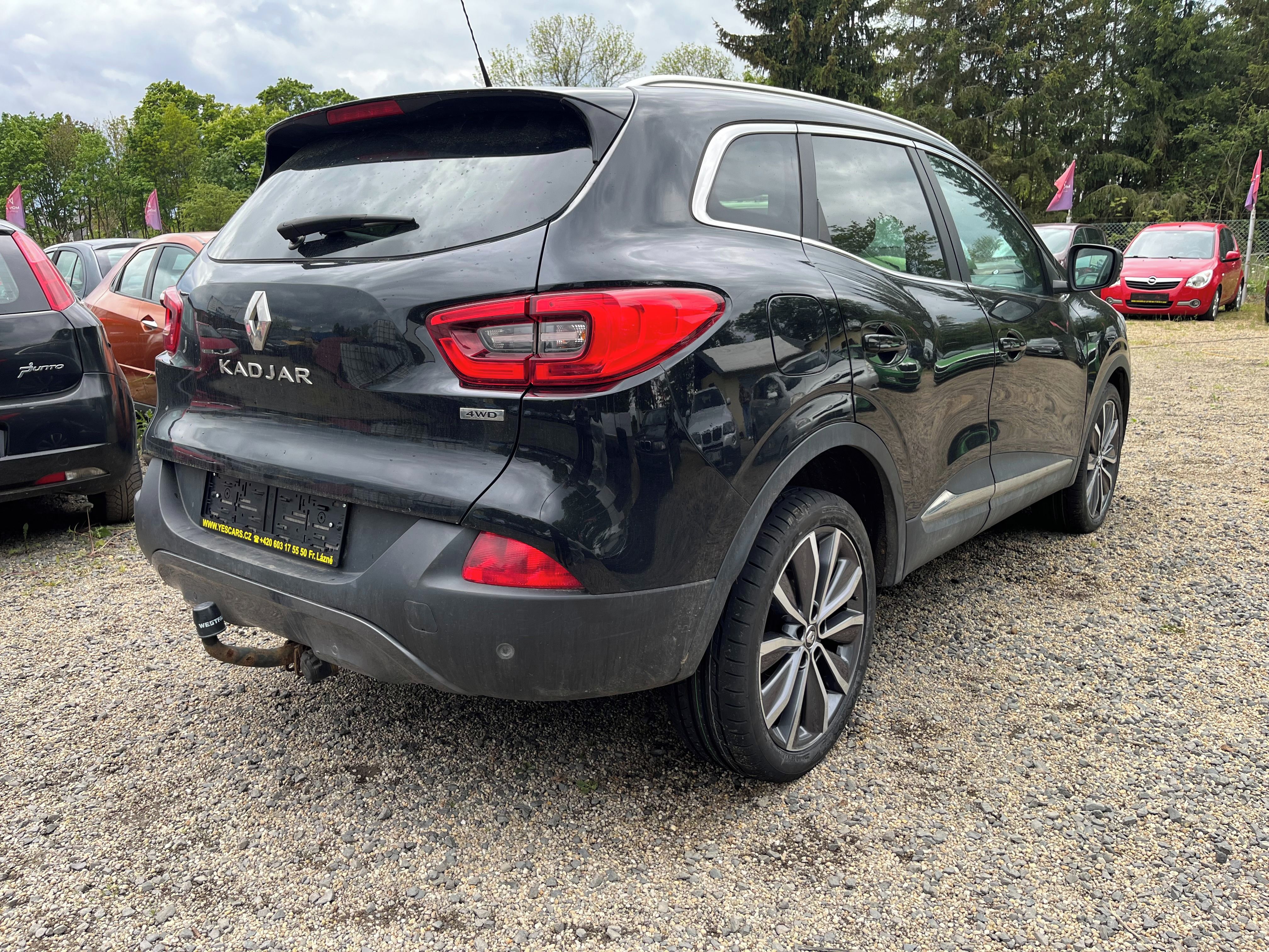 Renault Kadjar, 1.6DCi 4x4 výbava! nez.topení - fotka 3