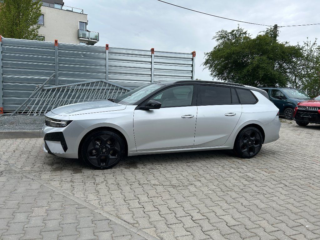 Opel Astra, ST Ultimate 1,5 CDTI 96kW AT8 - fotka 2