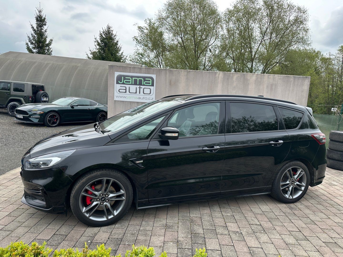 Ford S-MAX, 2.0EcoBlue 177kW ST-Line TAŽNÉ - fotka 3