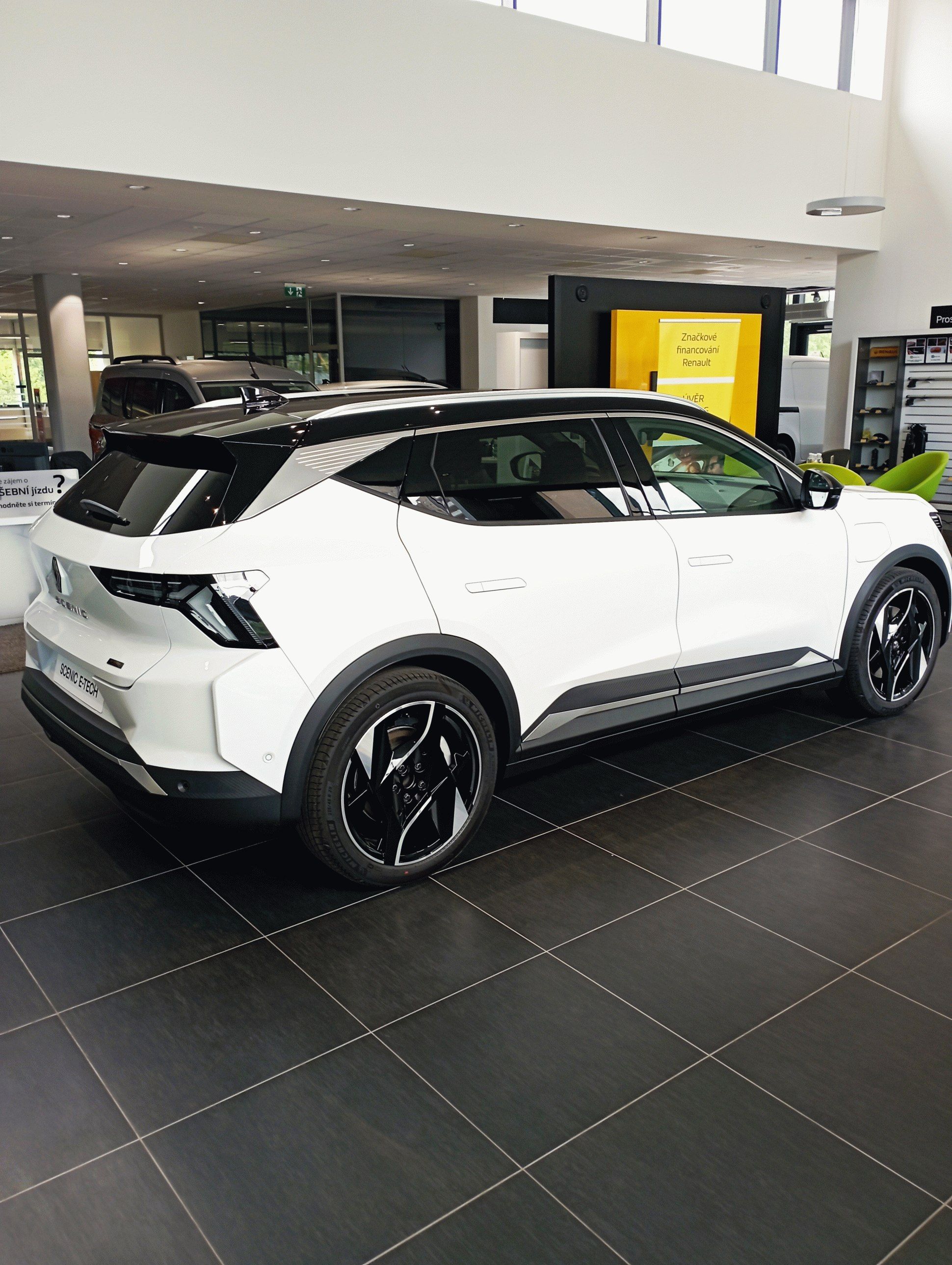 Renault Scénic, iconic 220 k long range - pobo - fotka 3