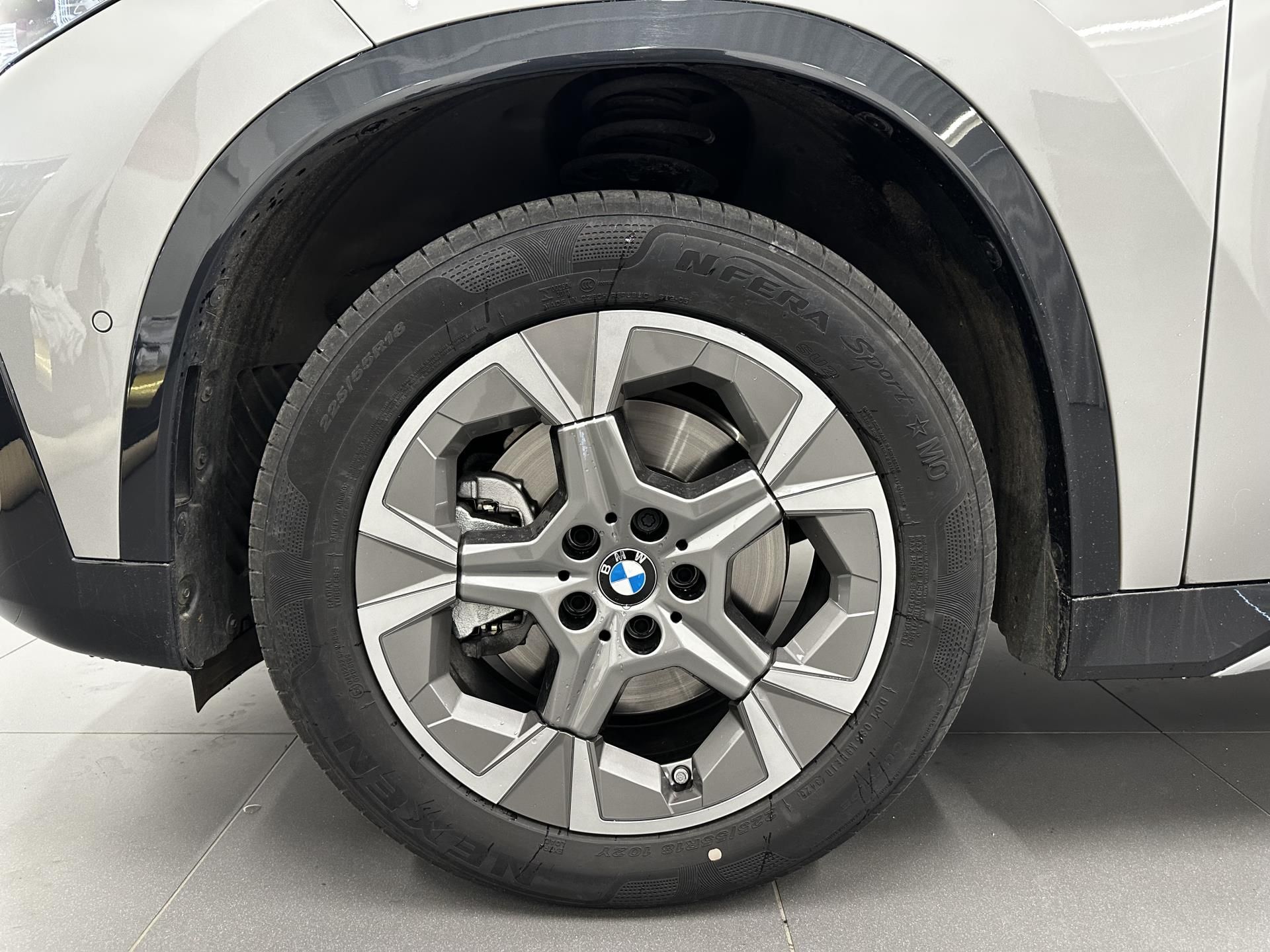 BMW X1, X1 sDrive20i - fotka 3