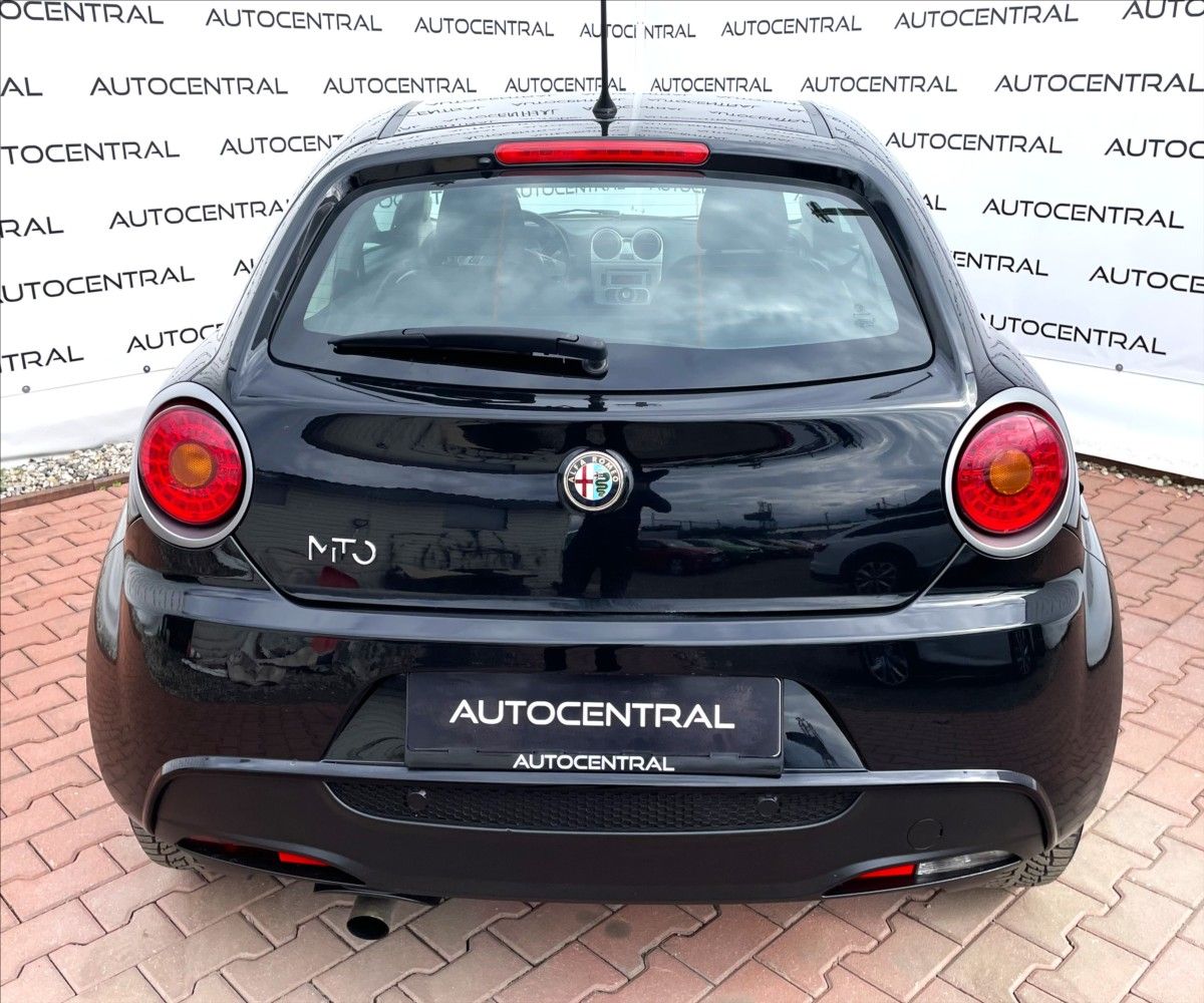 Alfa Romeo MiTo, 1,4 i,77kW,Po servisu - fotka 5