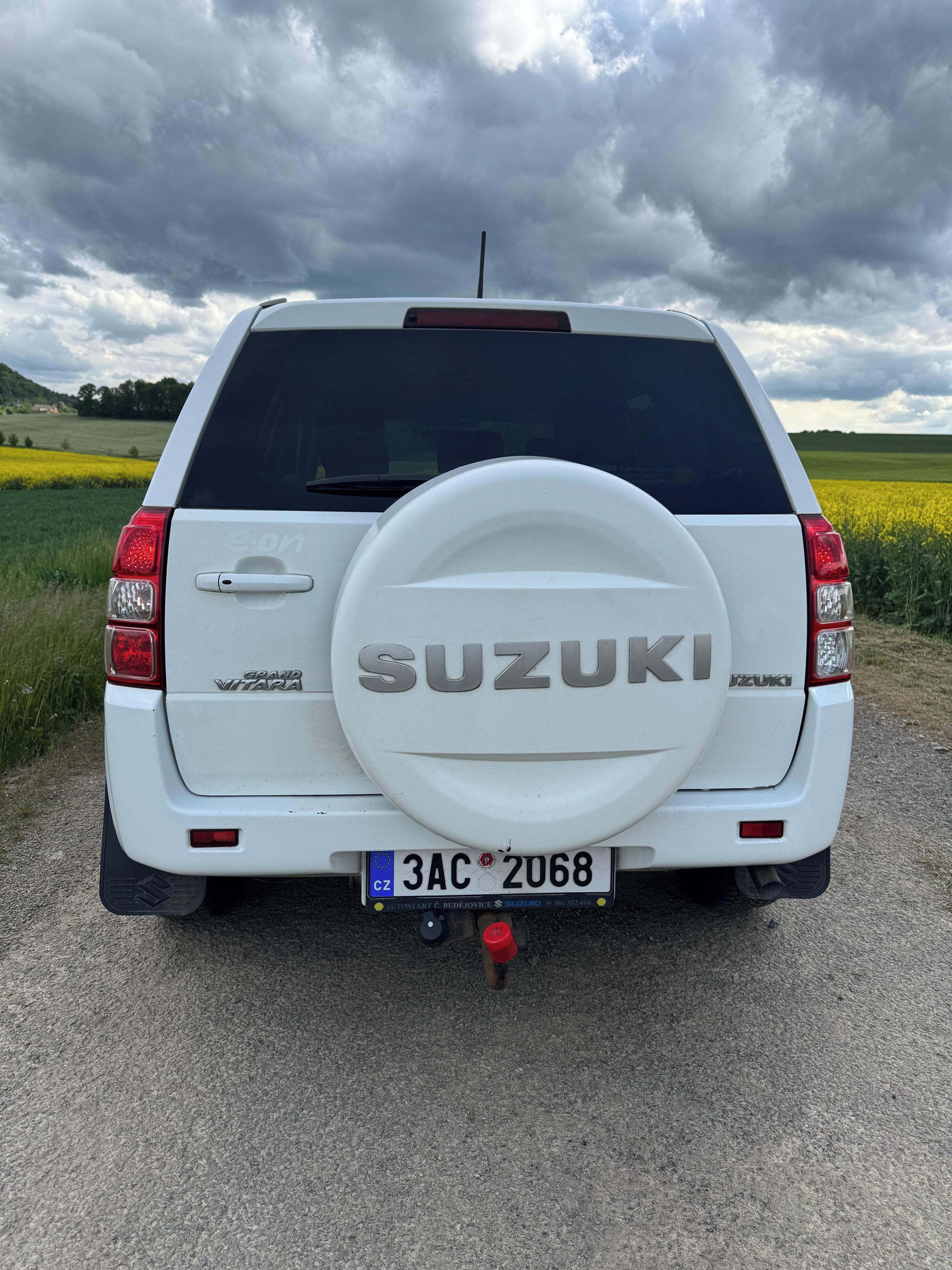 Suzuki Grand Vitara, Ojeté, 01/2012, 149 344 km - fotka 2