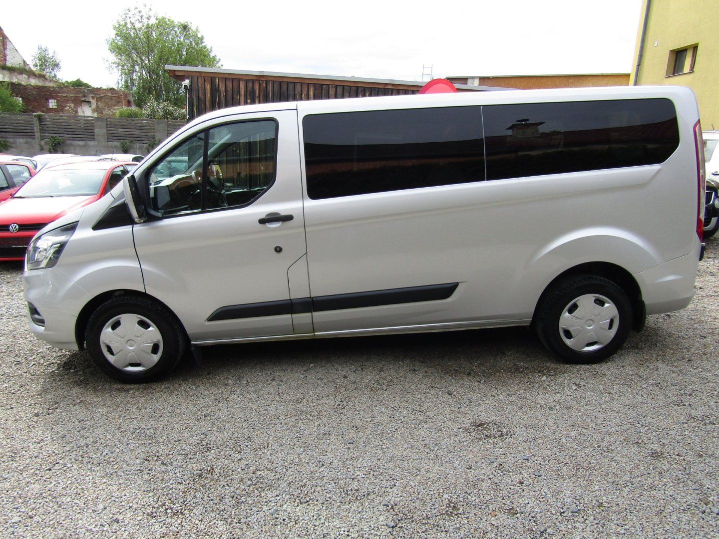 Ford Transit Custom, 2.0 TDCi 96kW  8 MÍST - fotka 3
