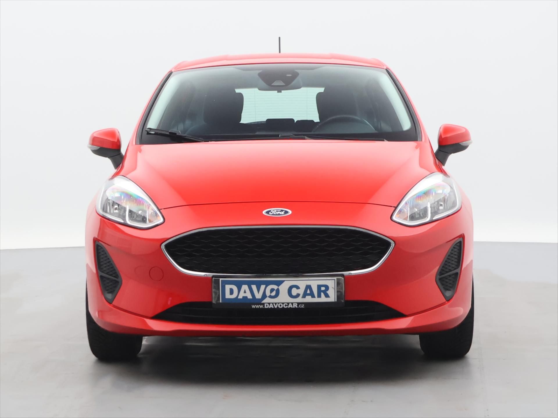 Ford Fiesta, 1,1 i 63KW Aut.klima CZ DPH - fotka 2