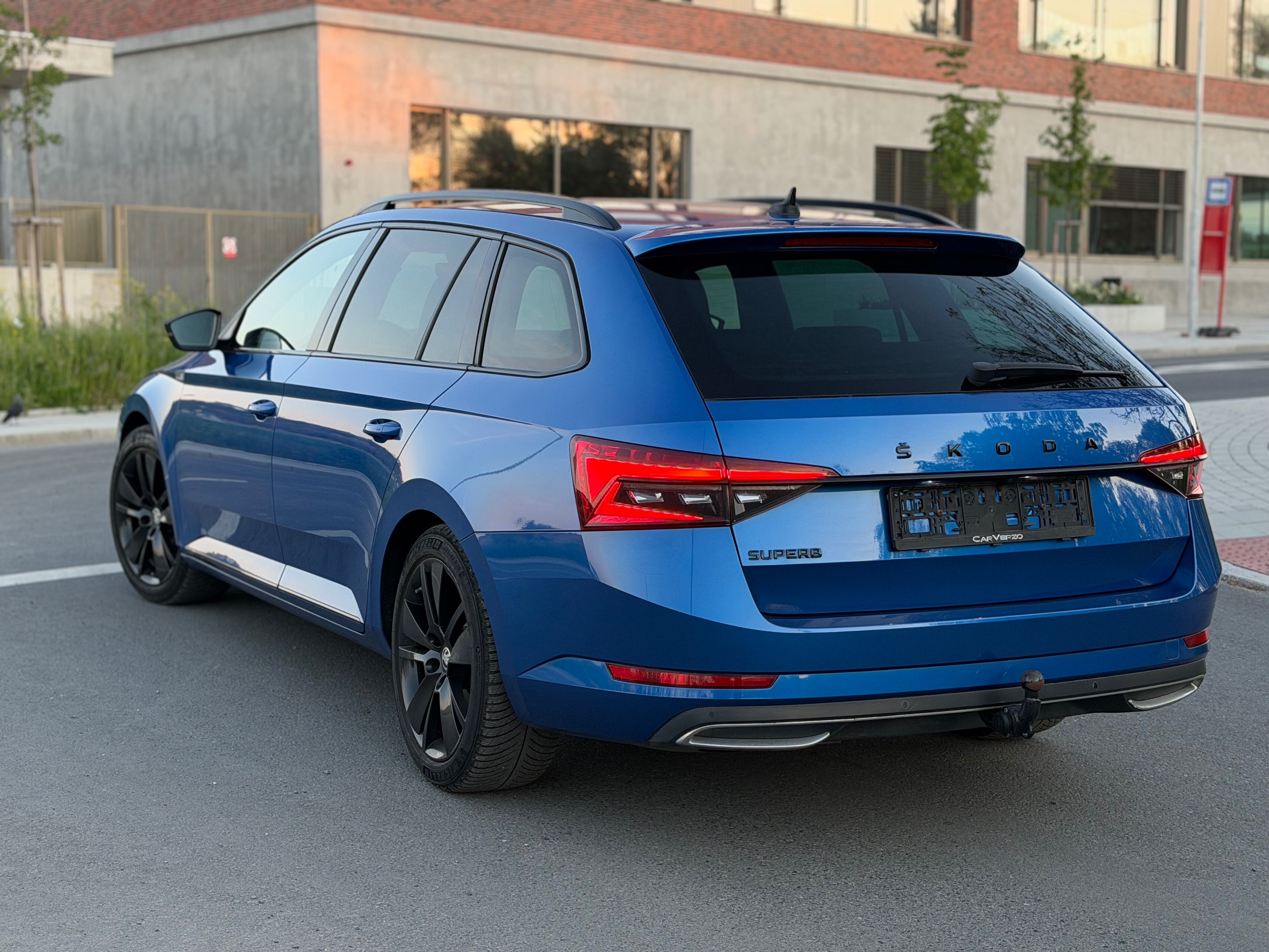 Škoda Superb, DSG SPORTLINE TAŽNÝ 130TKM - fotka 3
