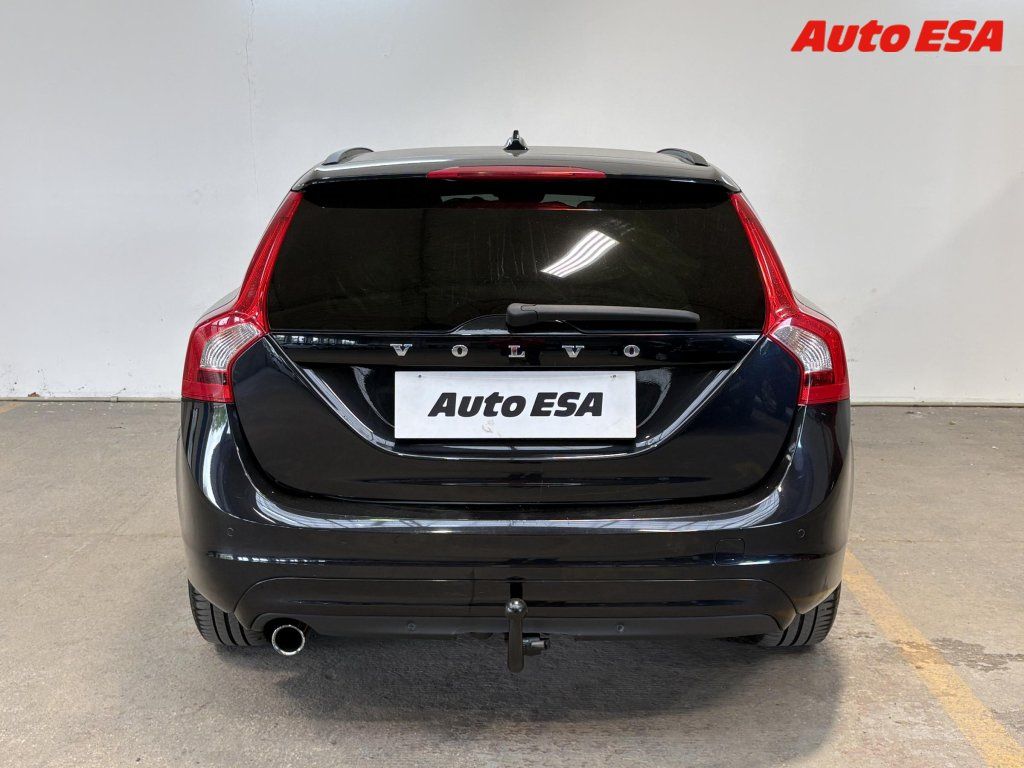 Volvo V60, 1.6 D2 - fotka 5