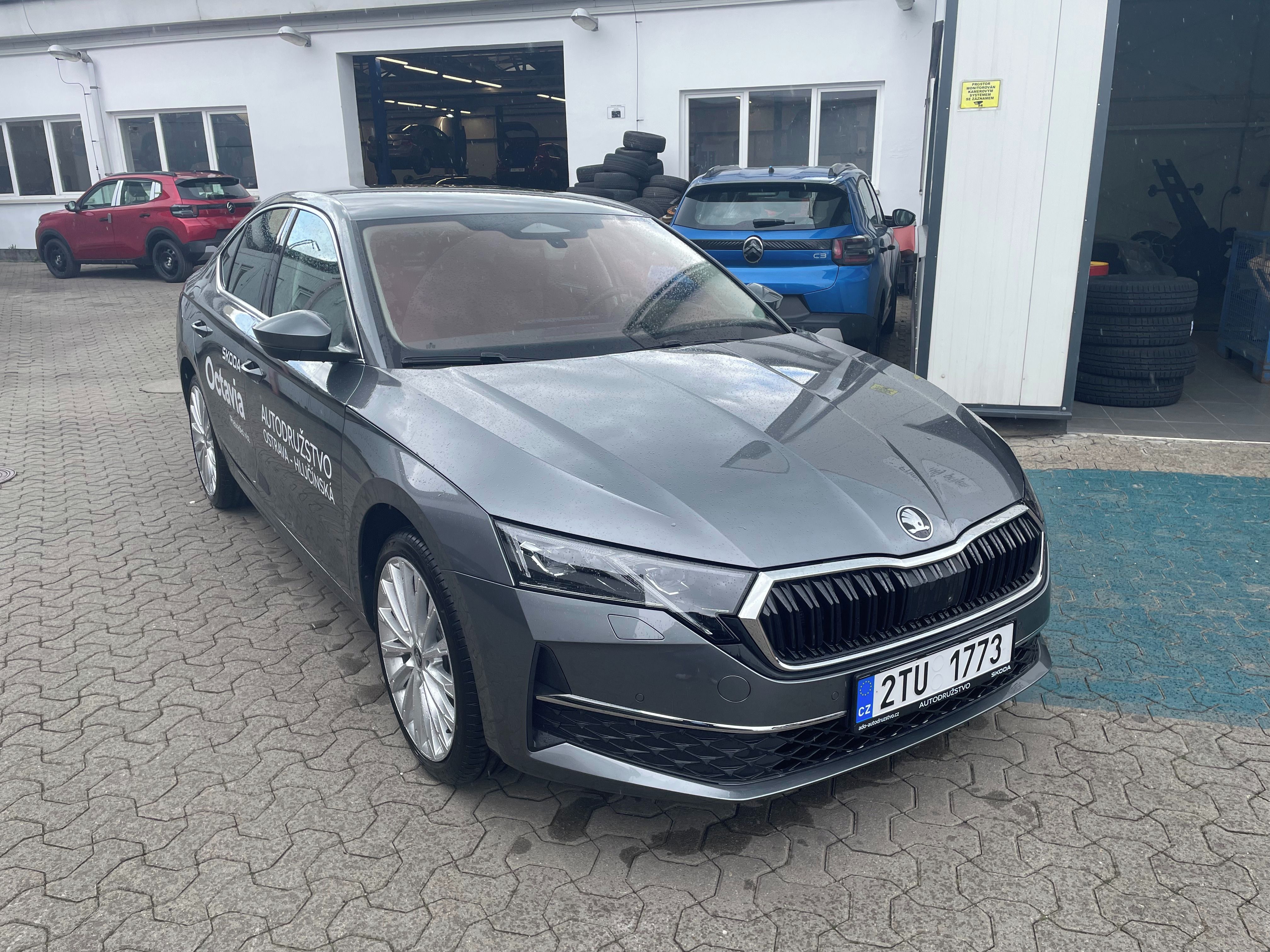 Škoda Octavia, 1,5 TSI m-HEV 110 kW 7-st.aut. - fotka 4