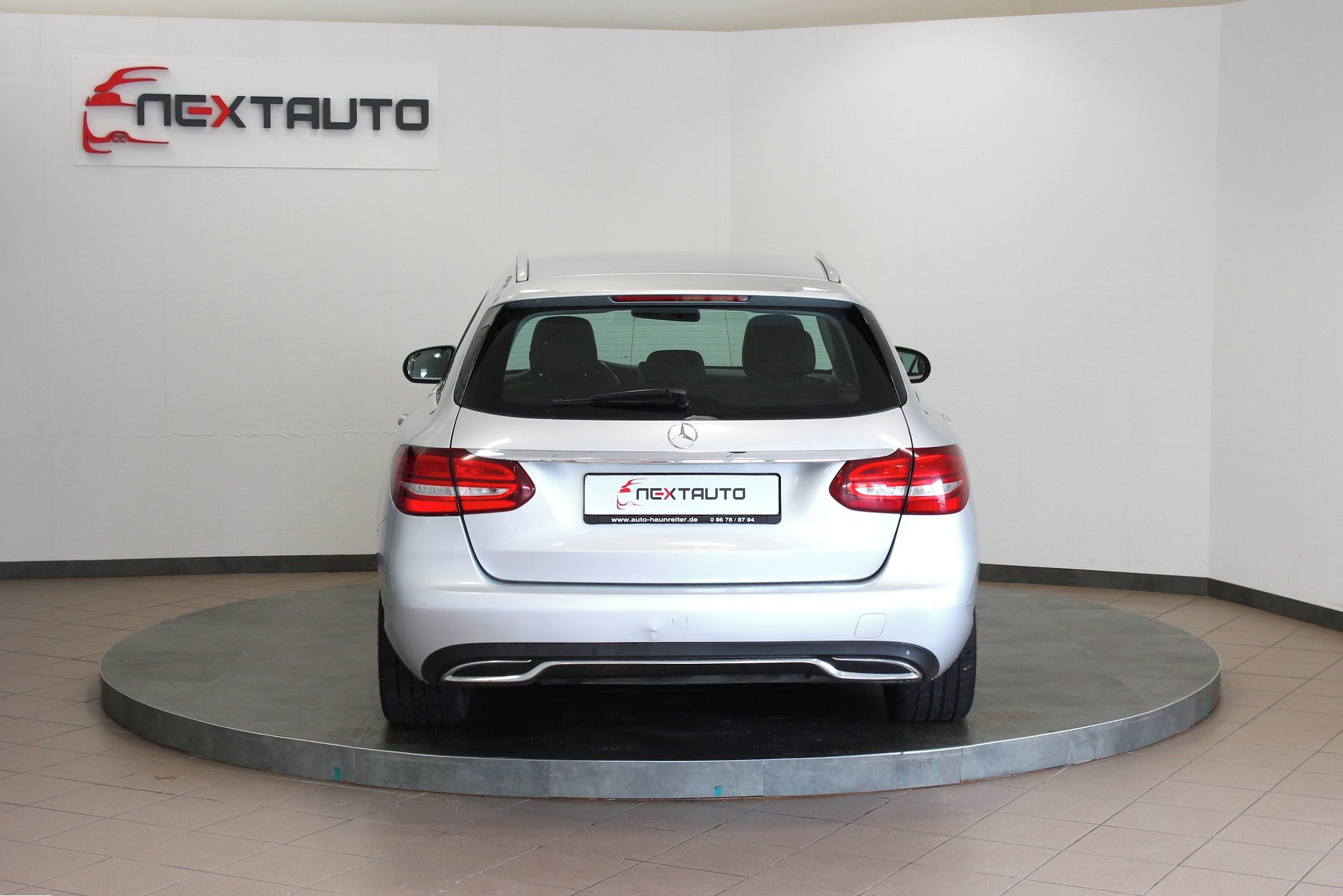 Mercedes-Benz Třídy C, 200 BLUETEC 100kW ELEGANCE - fotka 4