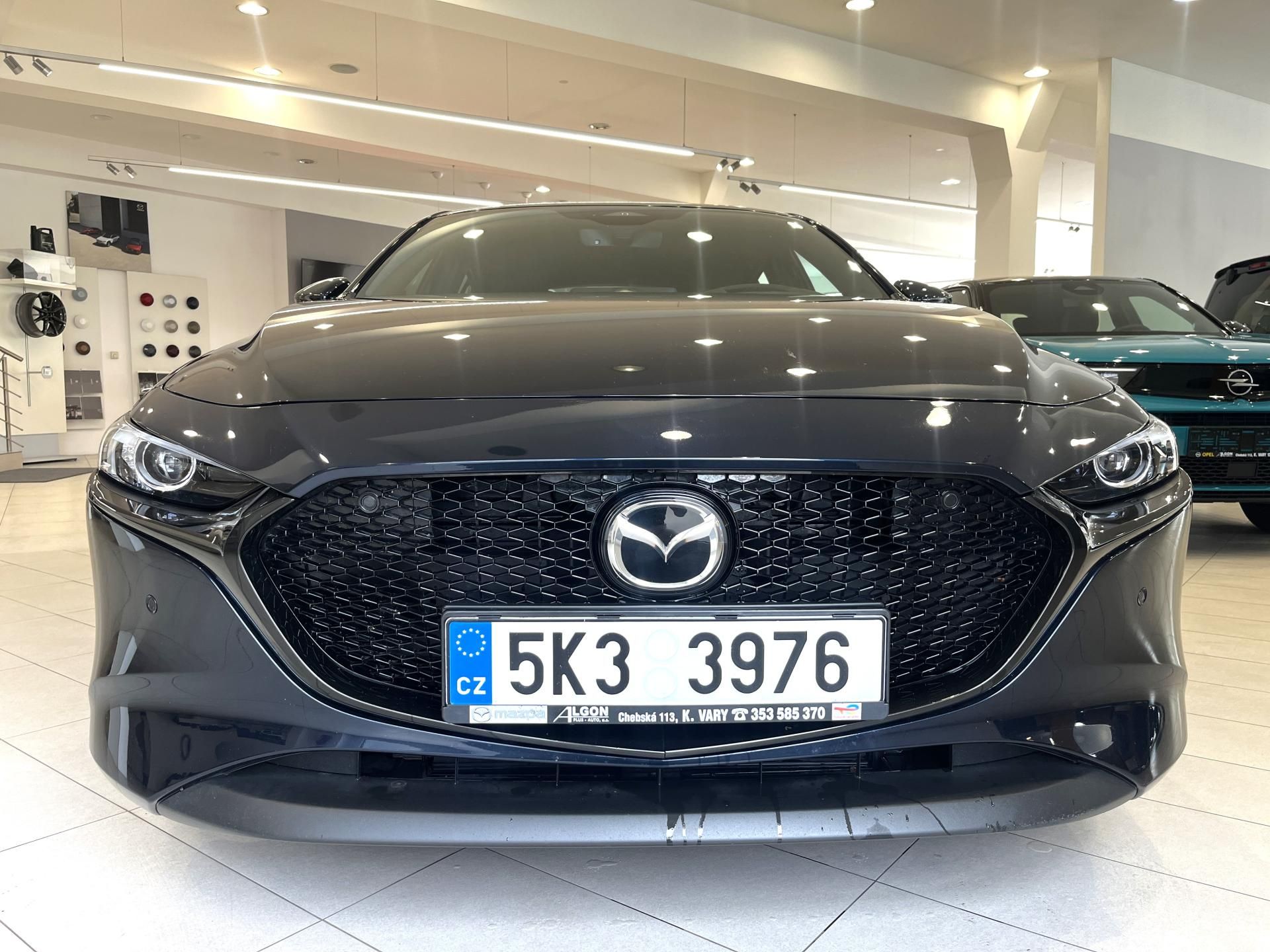 Mazda 3, 2.5L G140 6MT FWD Centre-Line - fotka 2