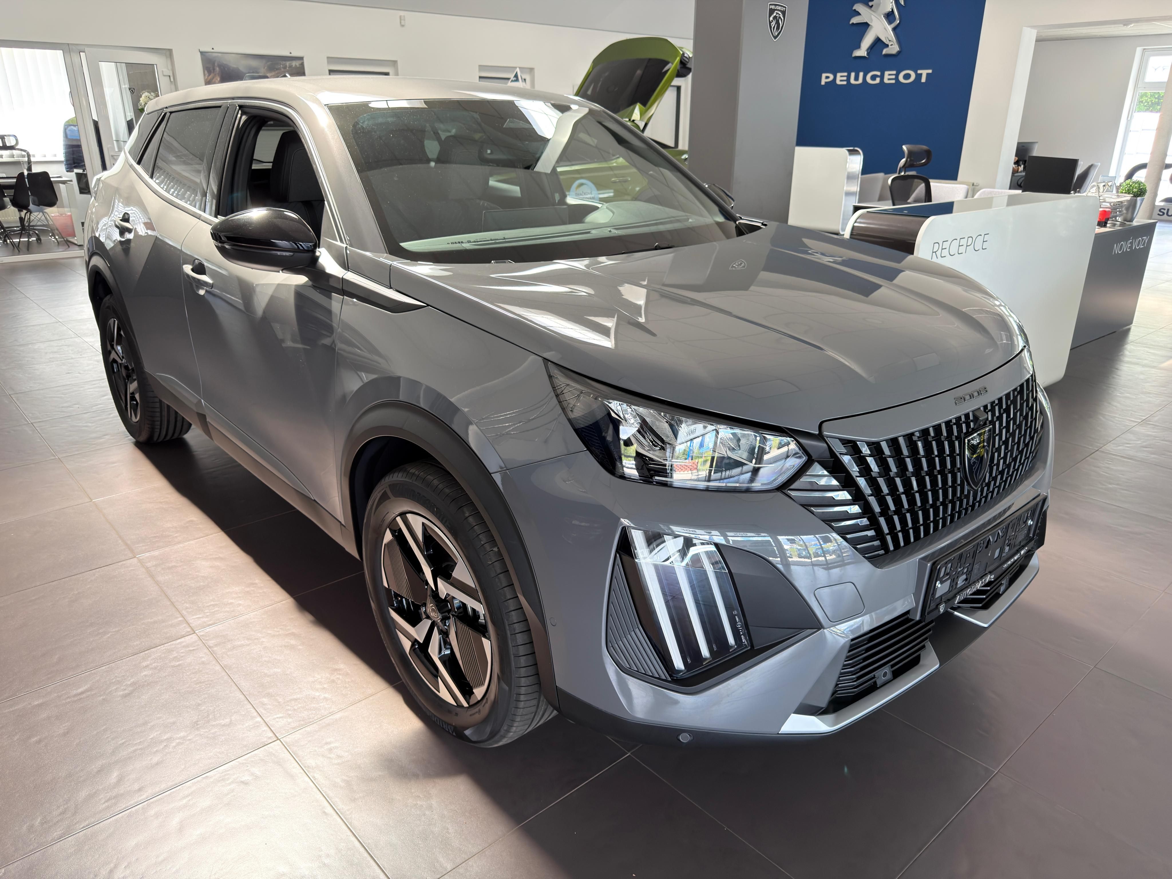 Peugeot 2008, ALLURE Hybrid 110 e-DCS6 - fotka 3
