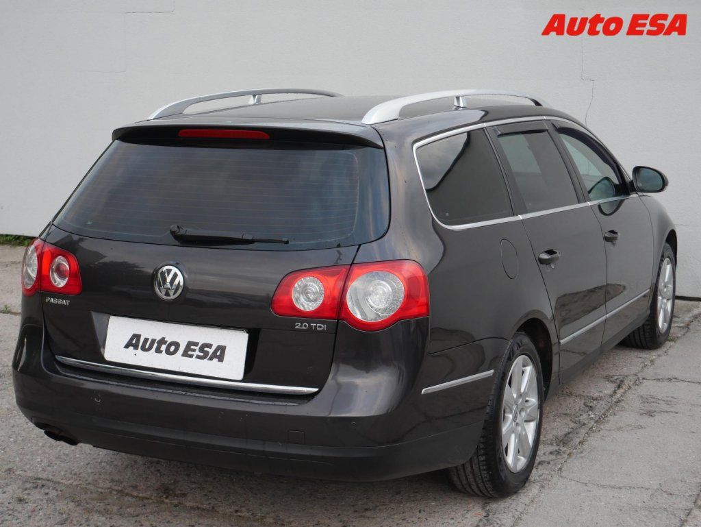 Volkswagen Passat, 2.0 TDi - fotka 6