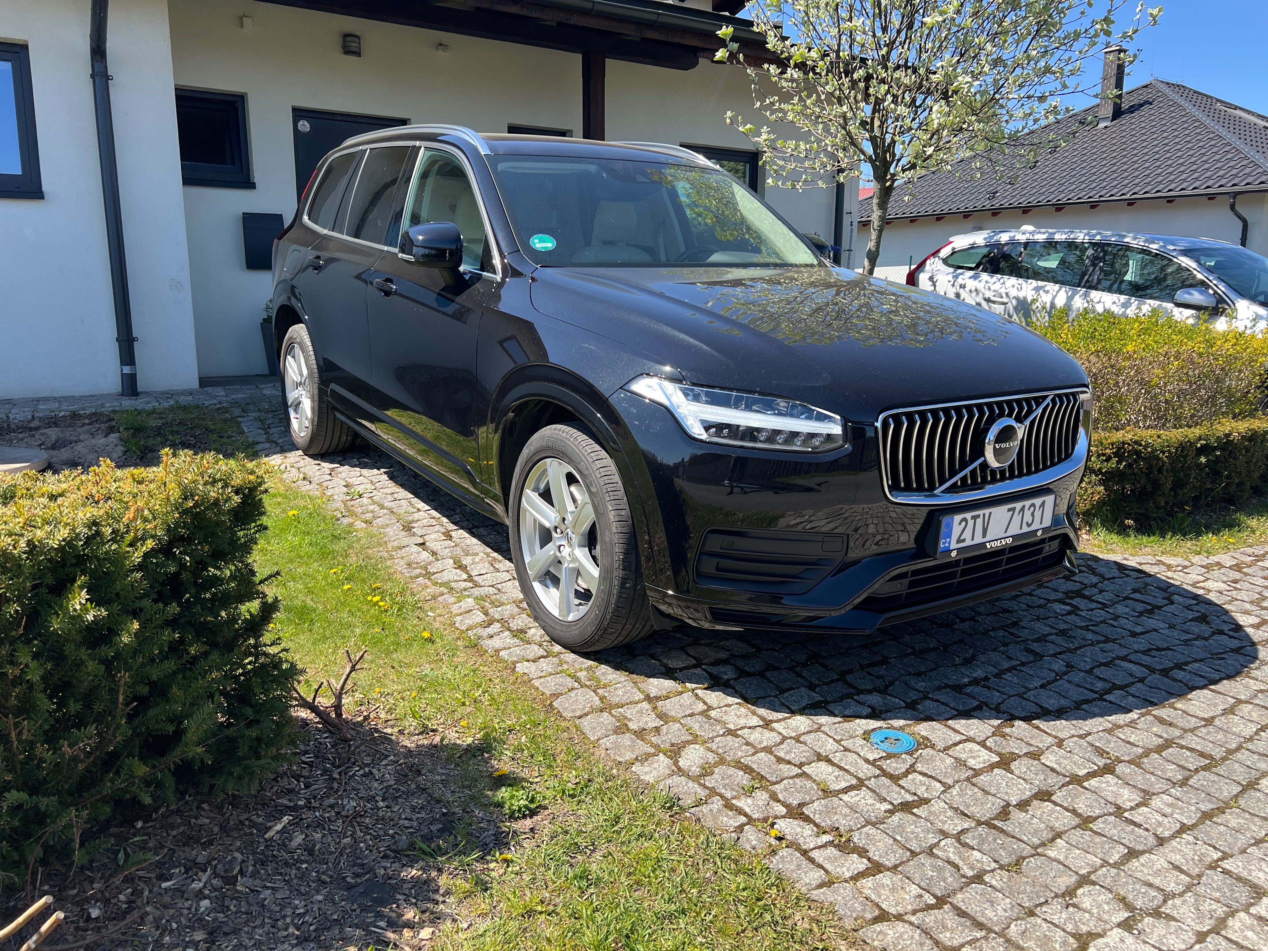 Volvo XC90, B5 AWD Momentum Pro