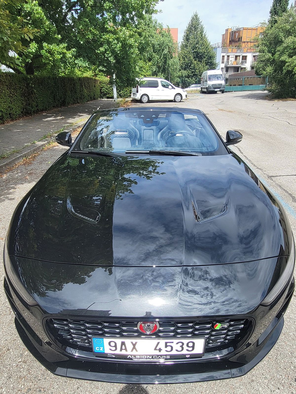 Jaguar F-Type, F-TYPE R 575HP