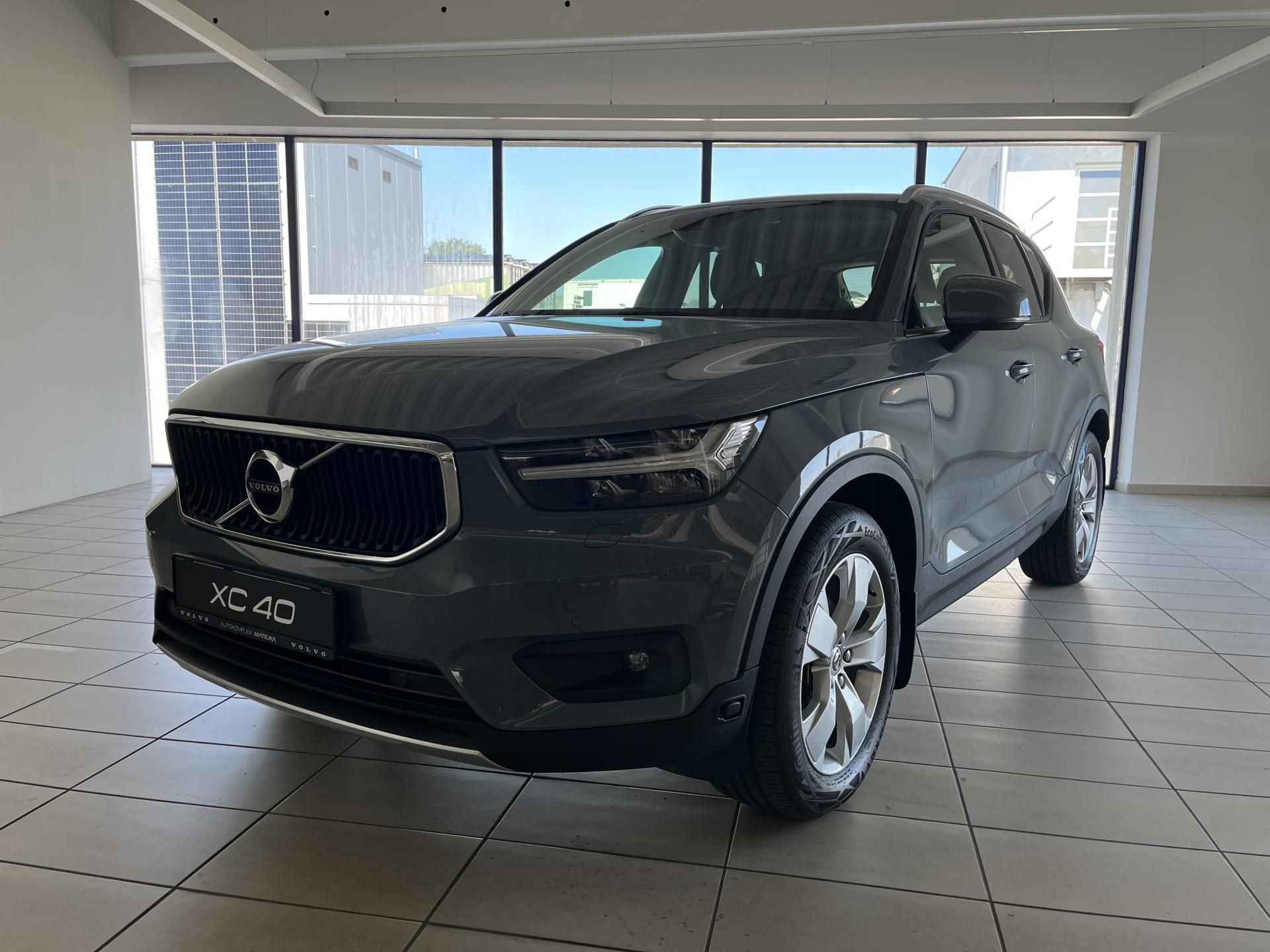 Volvo XC40, D3 FWD MOMENTUM SE