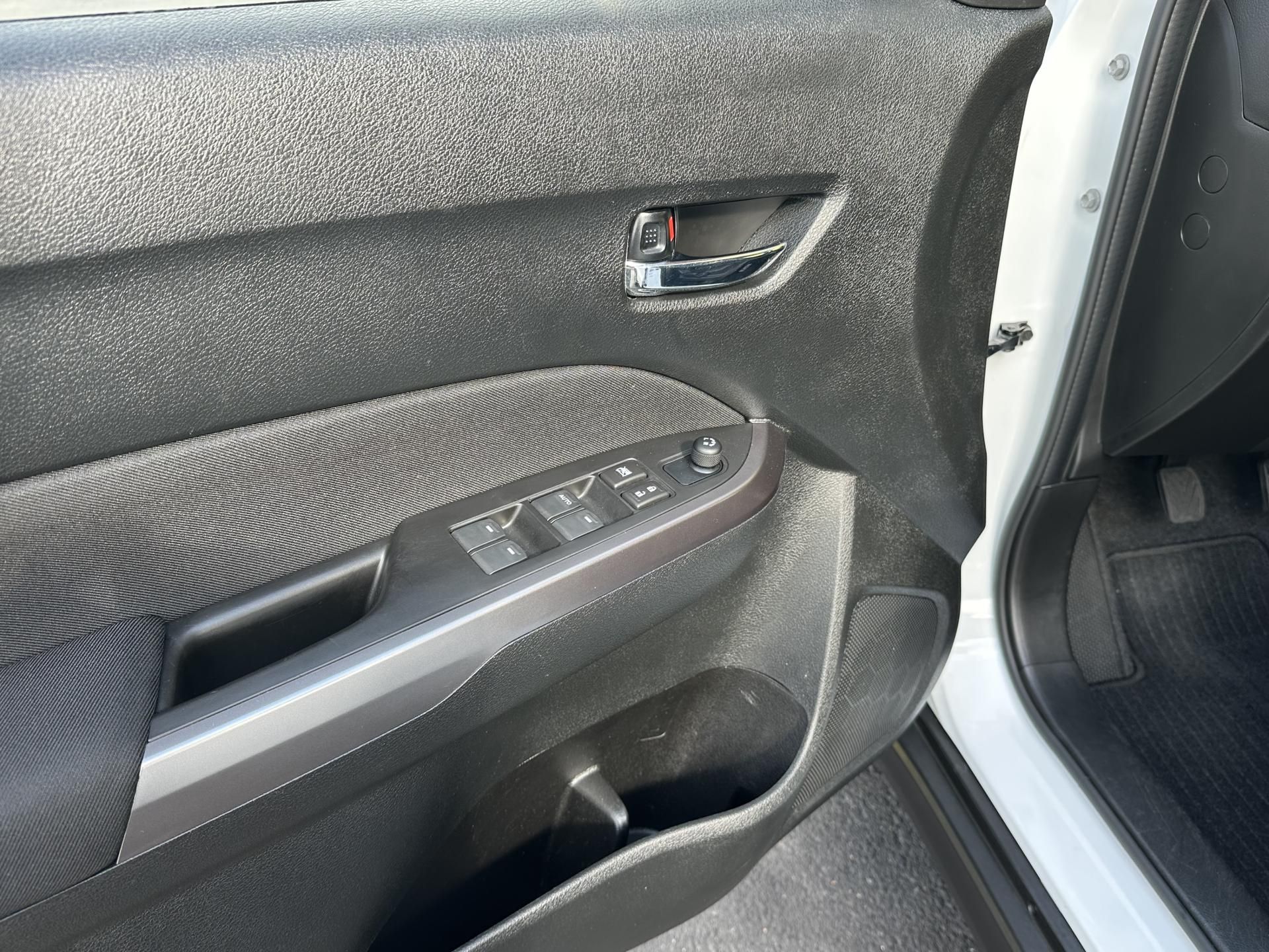 Suzuki Vitara, HYBRID 1.4/95kW *4x2* ČR - fotka 5