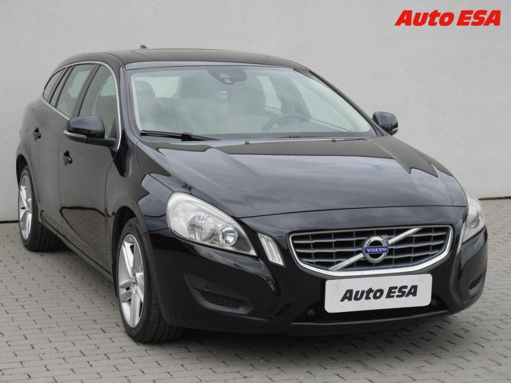 Volvo V60, 2.0D