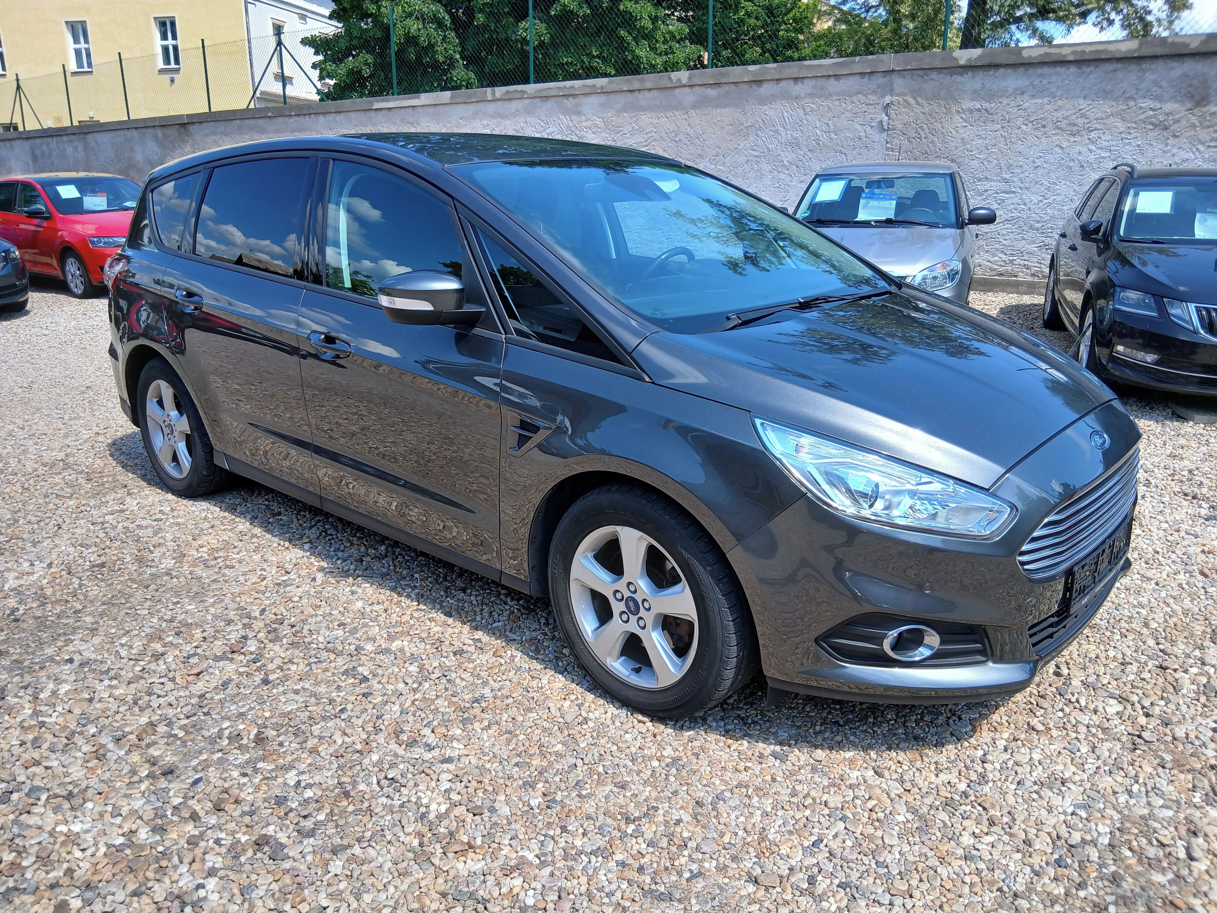 Ford S-MAX, 2.0TDCi 110KW Tažné, 5míst - fotka 3