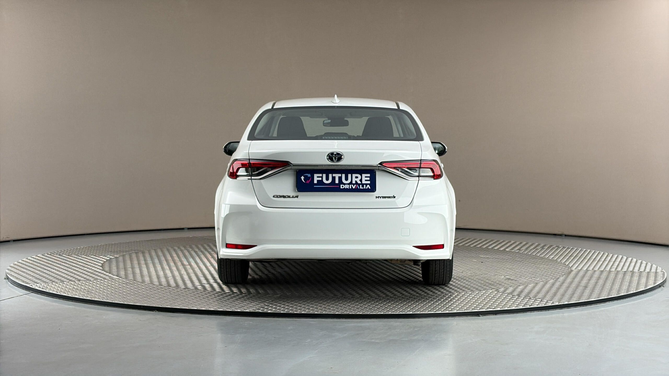 Toyota Corolla, 1.8 Hybrid AUT Active Sedan - fotka 5