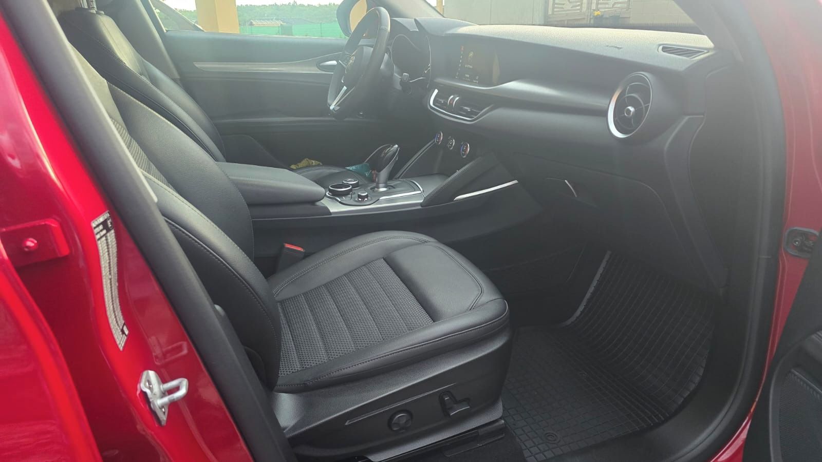 Alfa Romeo Stelvio, 2.2JTD 154kw Q4 - fotka 6